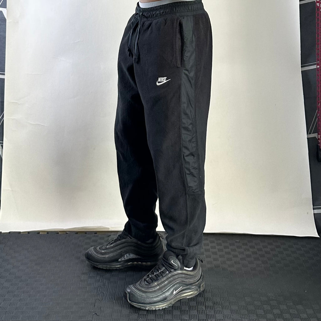 Nike Club Fleece Jogger Pants in Black (Size 30-36)
