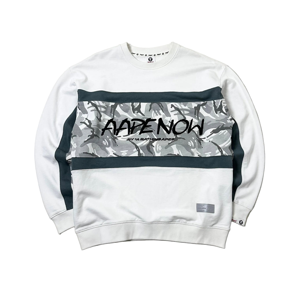 AAPE Crewneck Sweatshirt in White (Size XL)