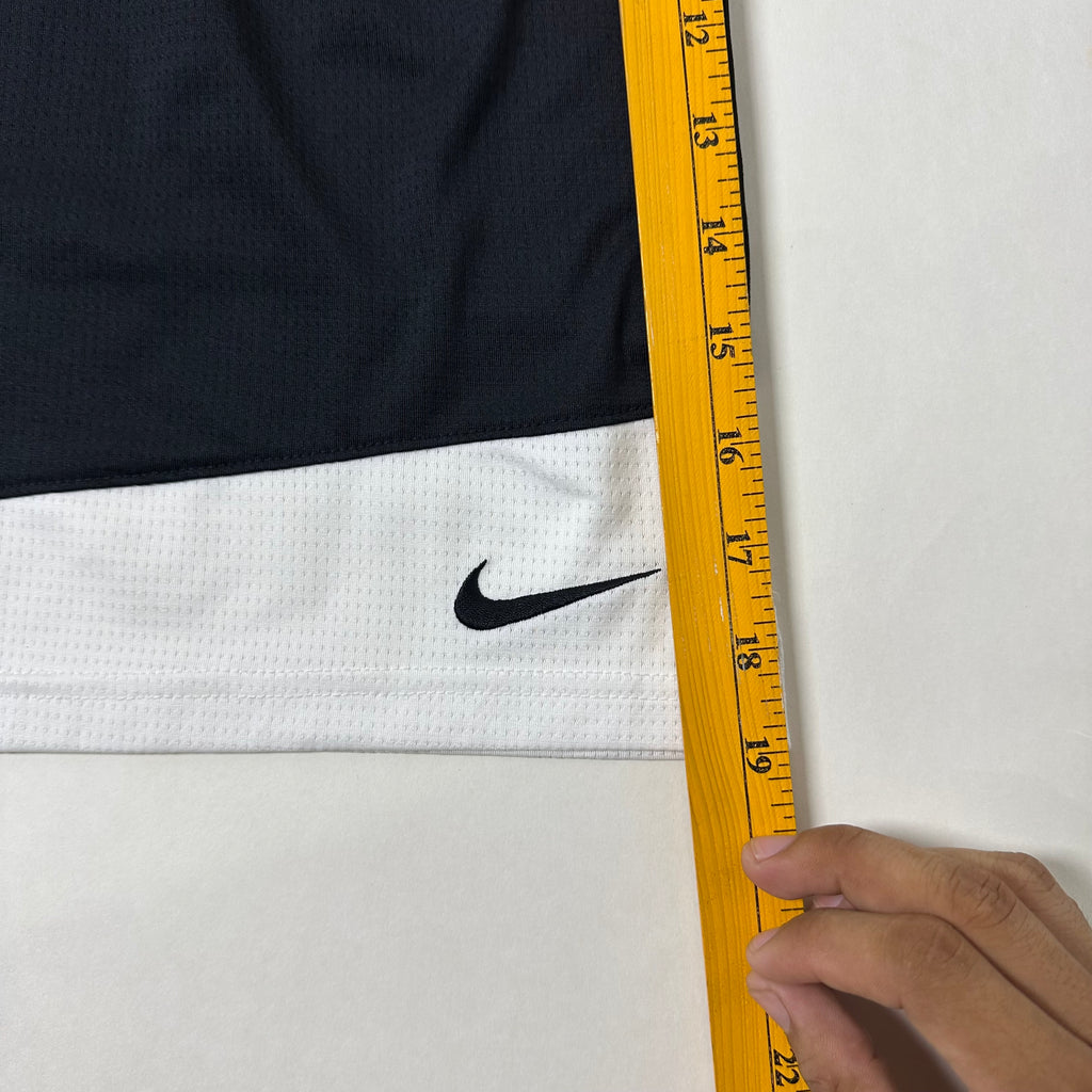 Nike Dri-FIT DNA basketball shorts in Black and White (Size 32-38)
