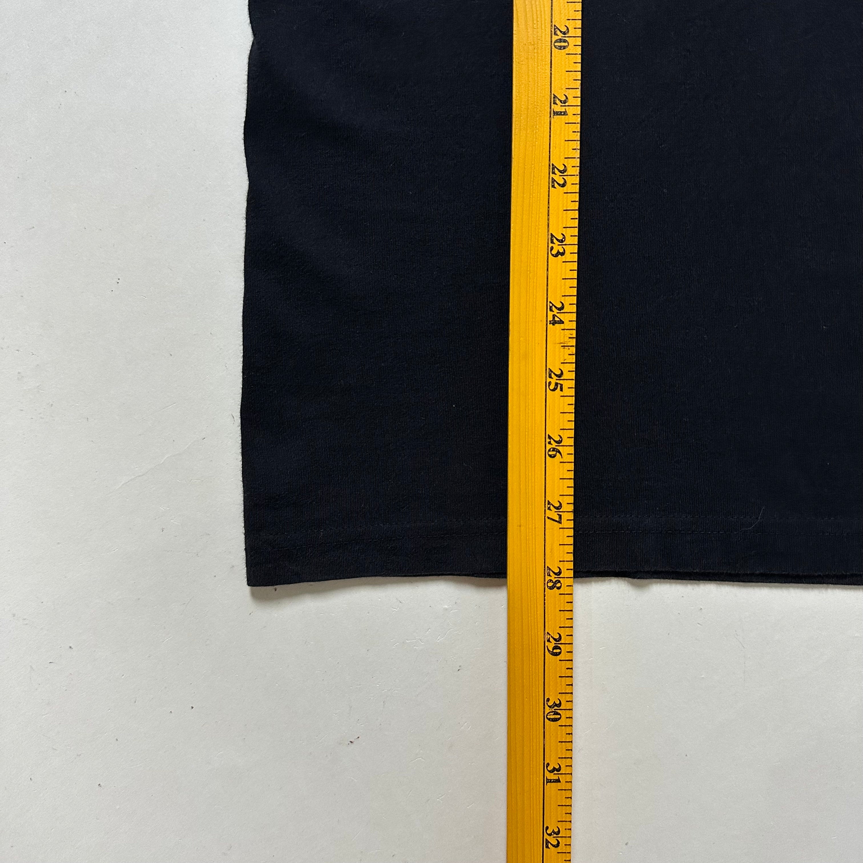 Lacoste V-neck T-shirt in Black (Size Medium)