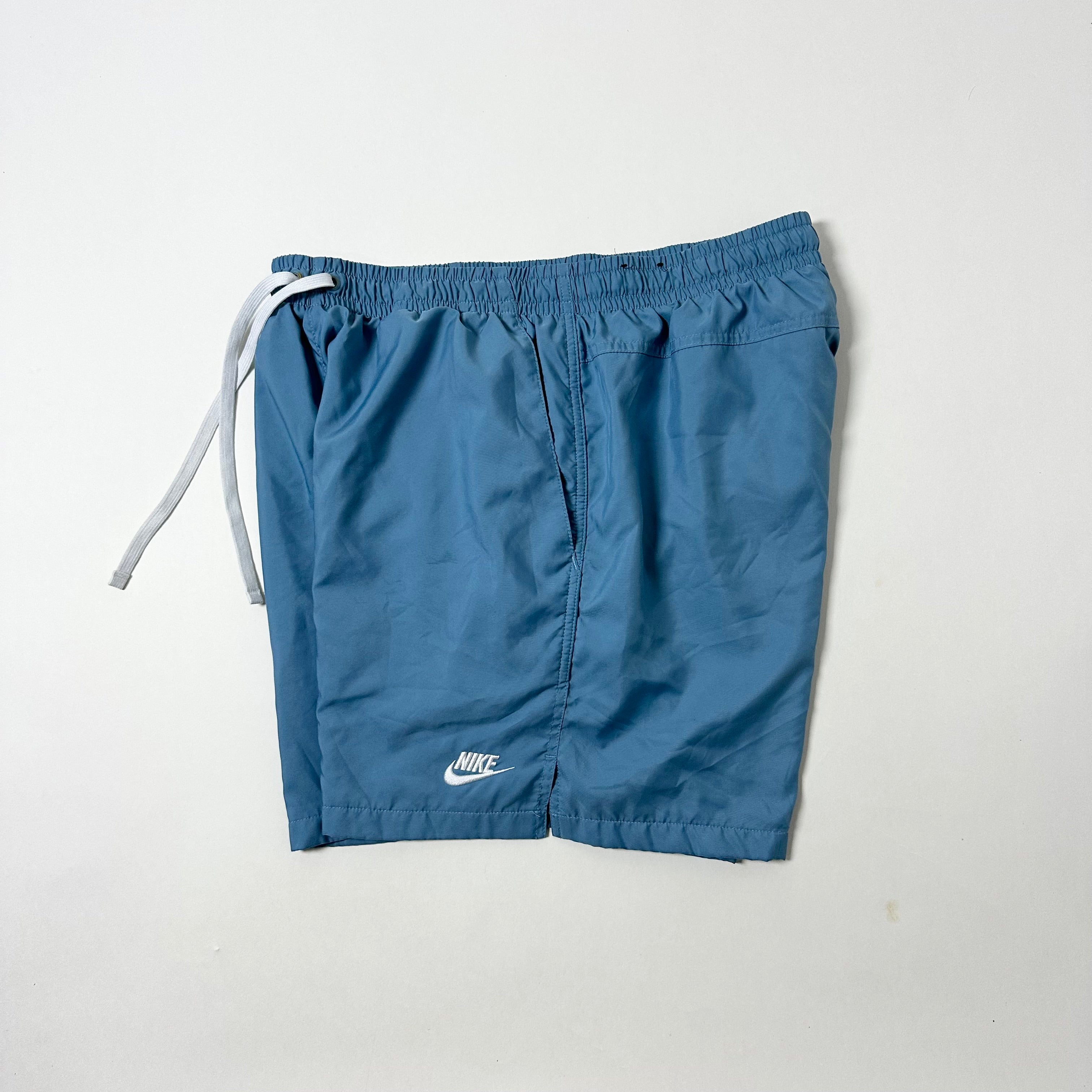Nike Sportswear Woven Flow Shorts in Cerulean Blue (Size Large 30-36)