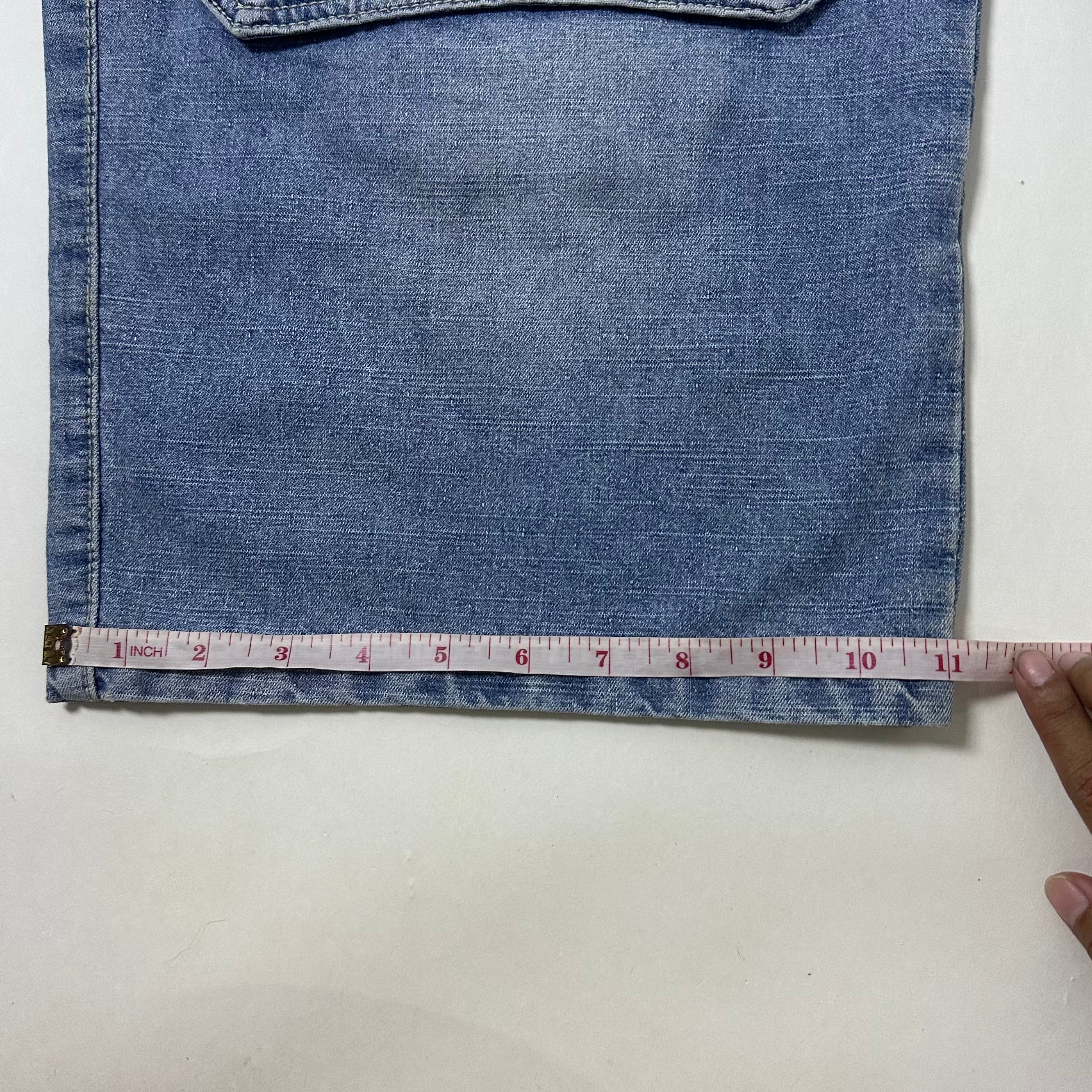Akademiks Bootleg Baggy Long Jorts (Size 34-36)