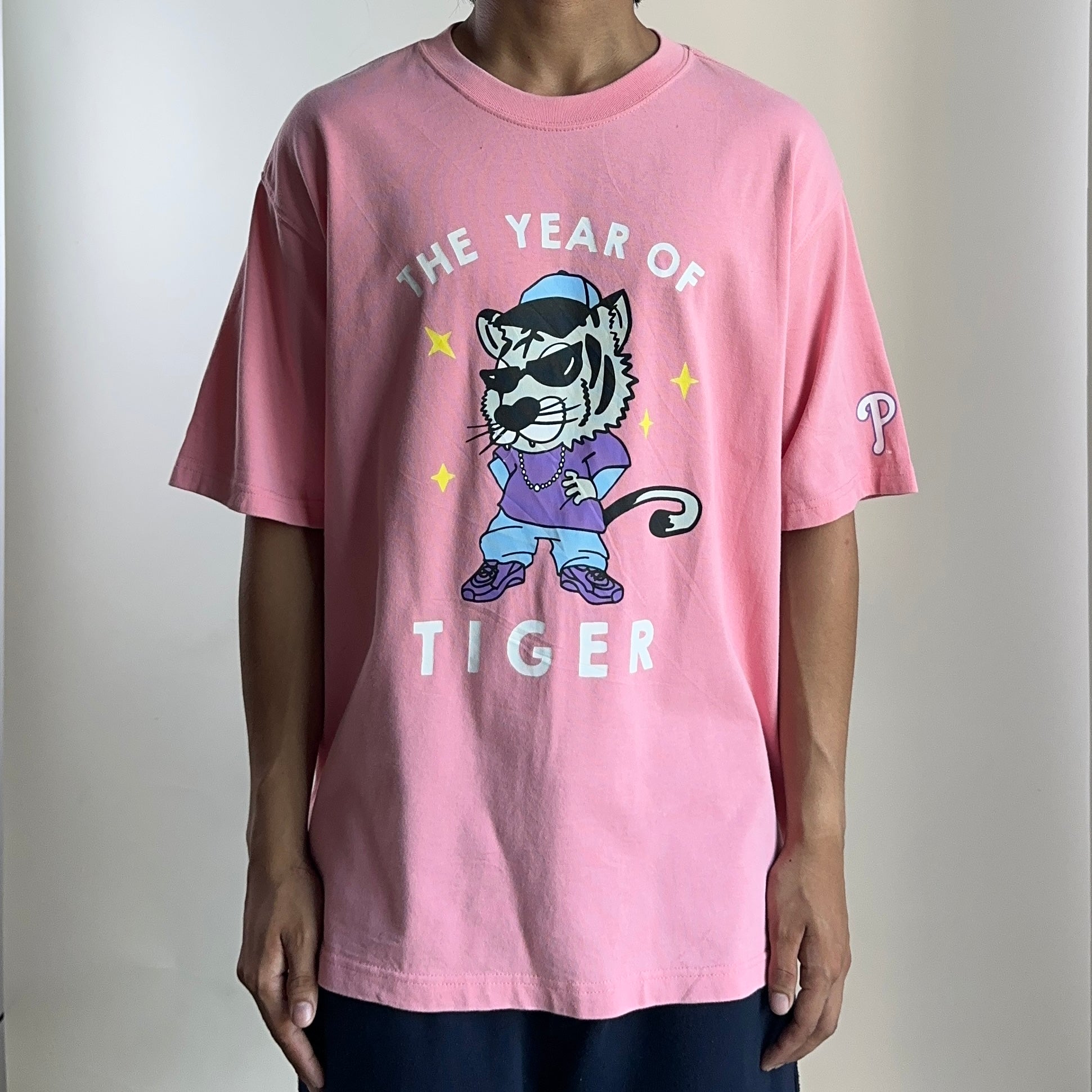 MLB "Year of Tiger" Pink T-shirt Medium (Fits Large)