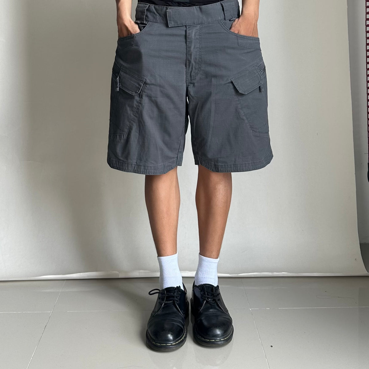 Helikon UTS Urban Tactical Shorts in Dark Gray (Size 32-36)