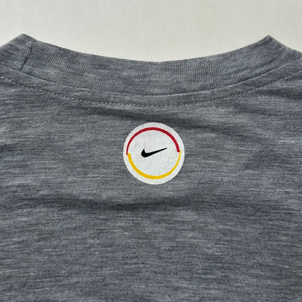 Vintage Nike Reflective T-shirt in Gray (Size Medium)
