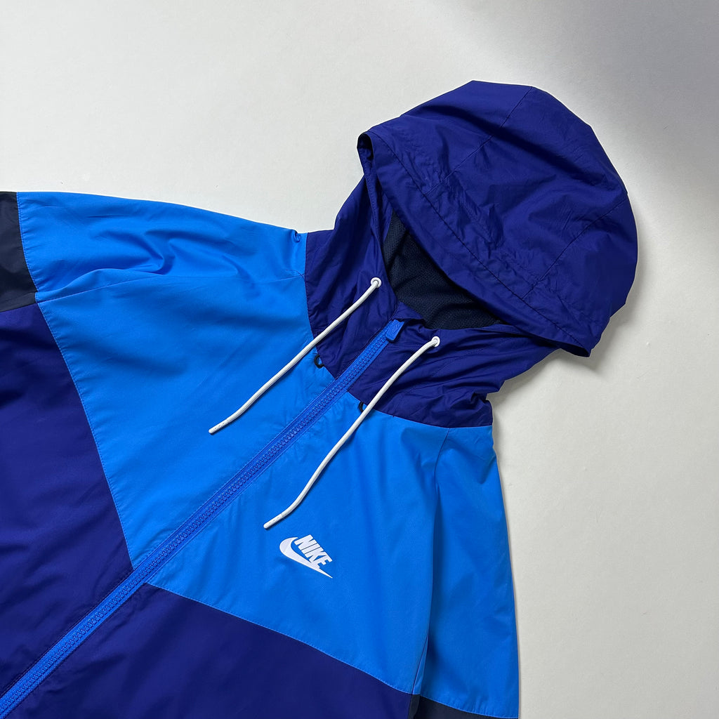 Nike Sportswear Windrunner Windbreaker Jacket in Deep Royal Blue (Size 2XL)