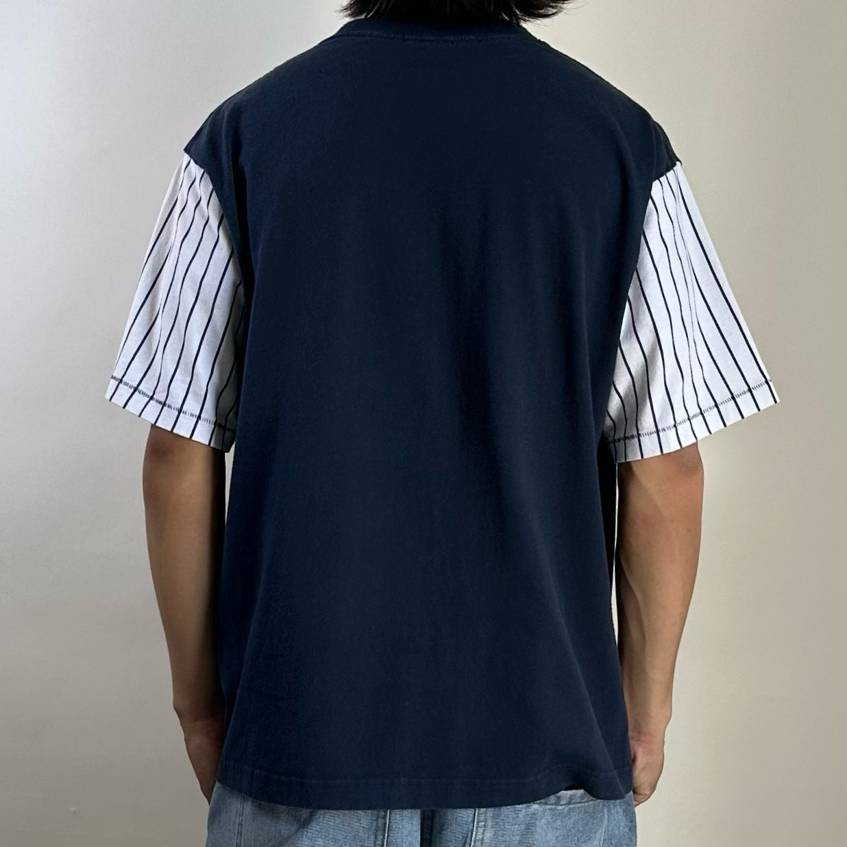 Champion T-shirt with Contrasting Pinstripe Sleeves Navy Blue Size Medium (Fits Large)