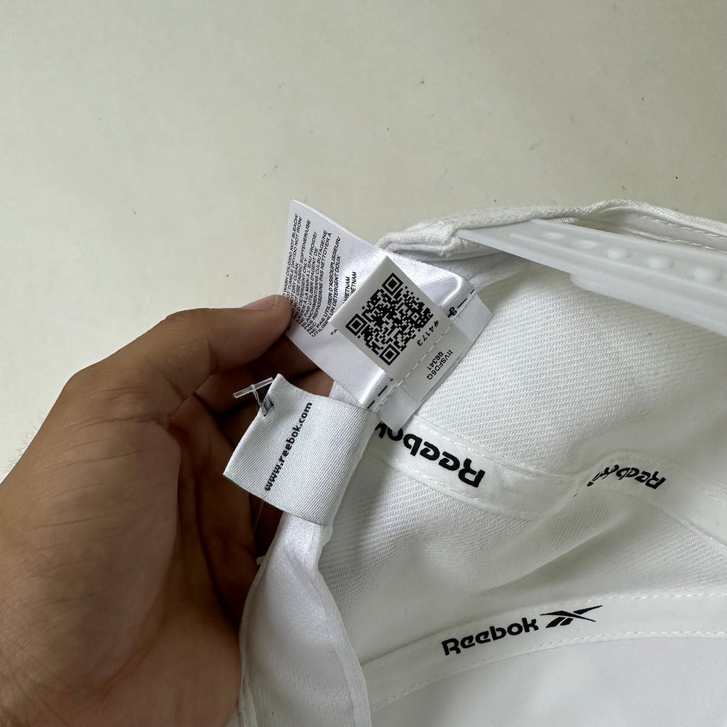 Reebok Vector Embroidered Logo Baseball Cap in White (One Size)