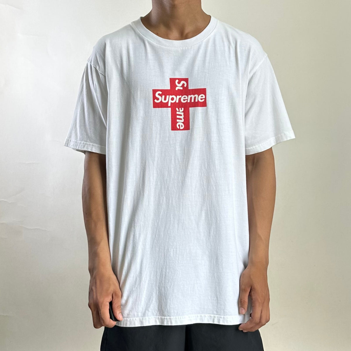 Supreme Cross Box Logo T-Shirt in White (Size XL)
