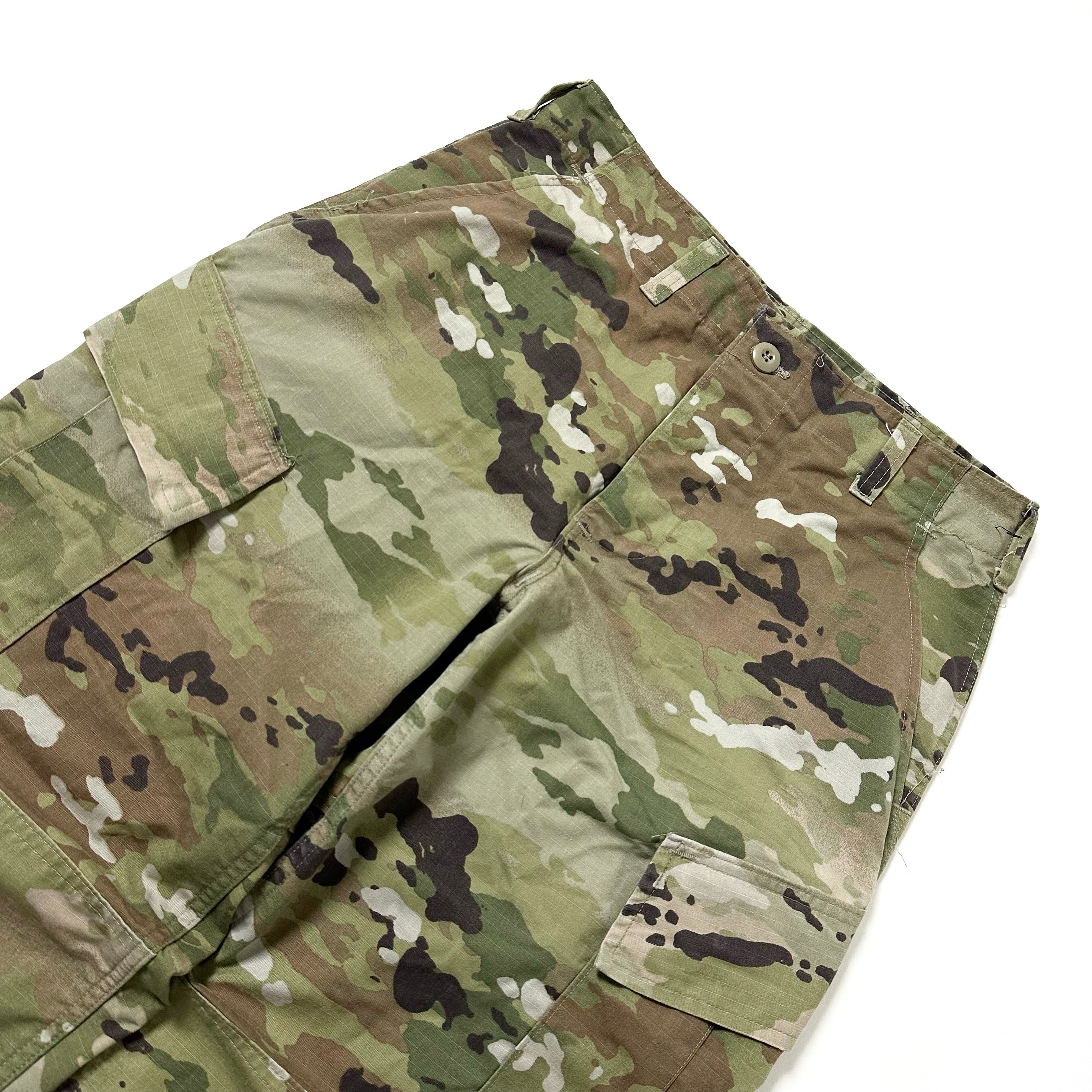 U.S. Army Combat Cargo Pants in a Multicam or Scorpion OCP camouflage pattern Size Small (27-31)