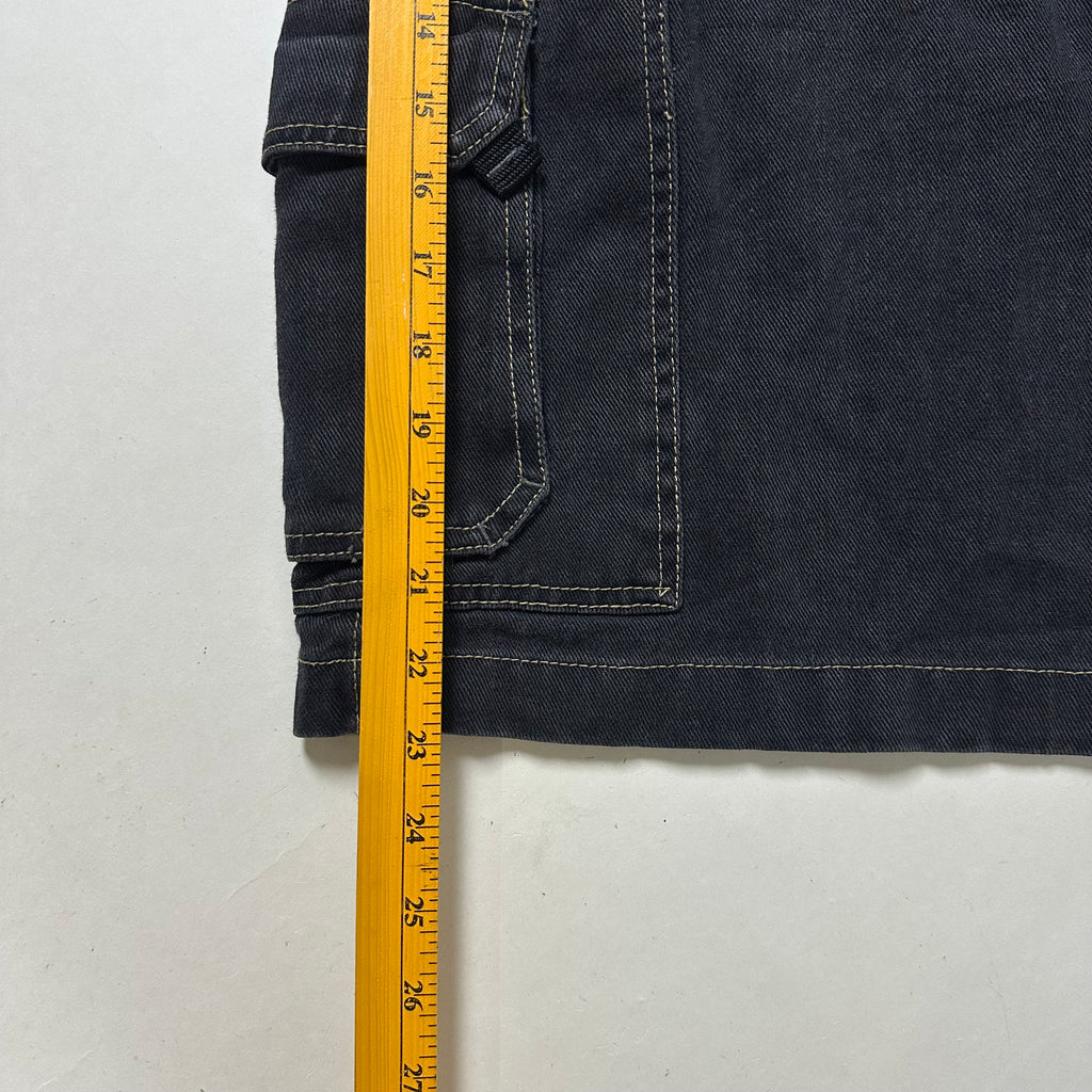 Bailey’s Point Cargo Shorts in Black (Size 34)