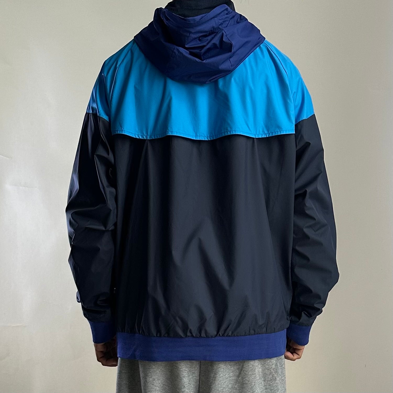 Nike Sportswear Windrunner Windbreaker Jacket in Deep Royal Blue (Size 2XL)