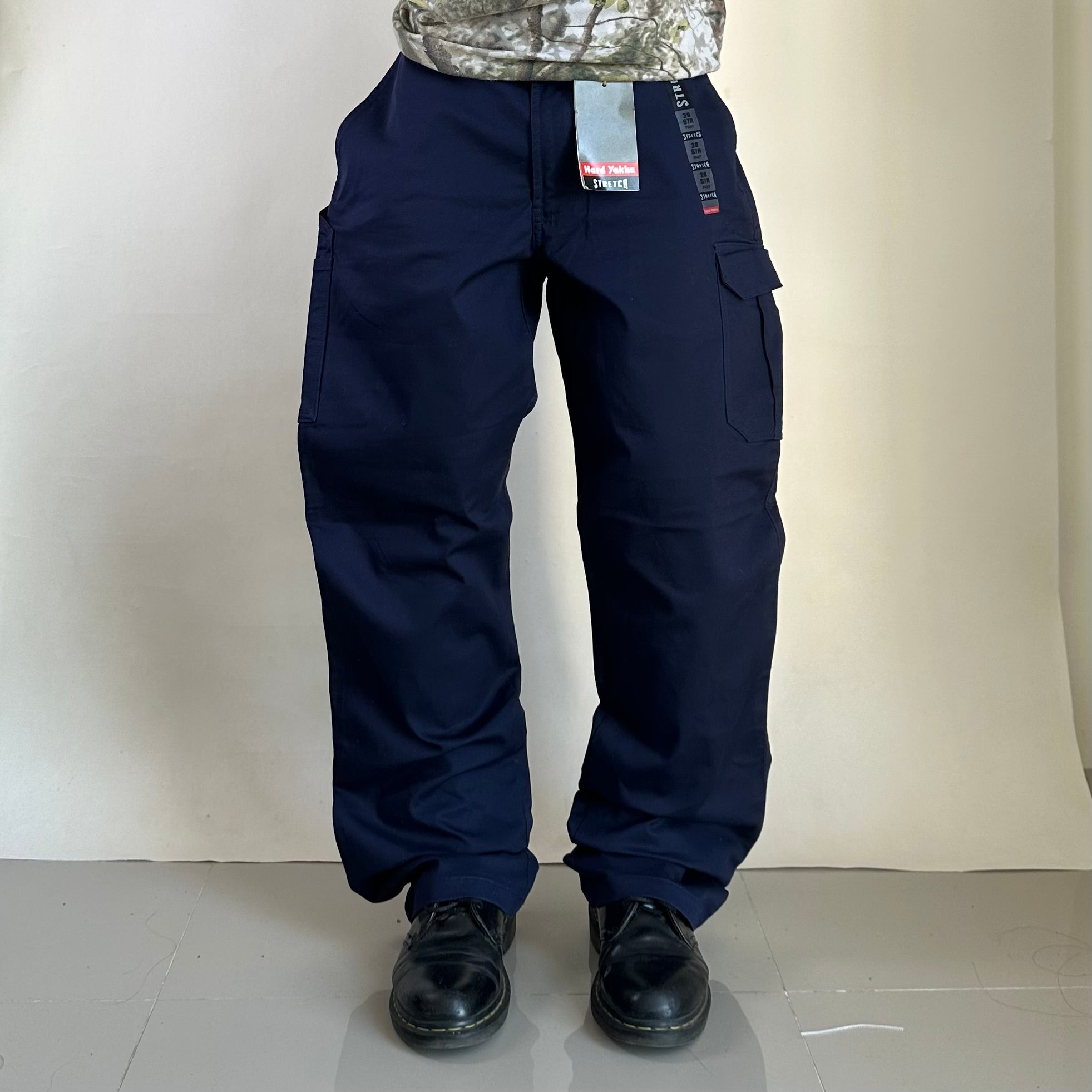BRAND NEW Hard Yakka Cargo Work Stretch Pants in Navy (Size 38)