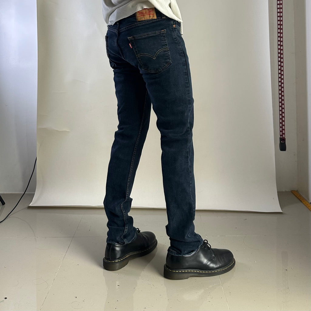Levi’s 514 Straight Fit Jeans in Dark Blue Stretch Denim (Size 29-32)
