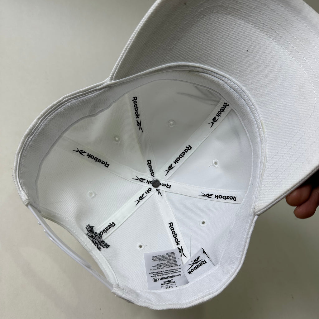 Reebok Vector Embroidered Logo Baseball Cap in White (One Size)