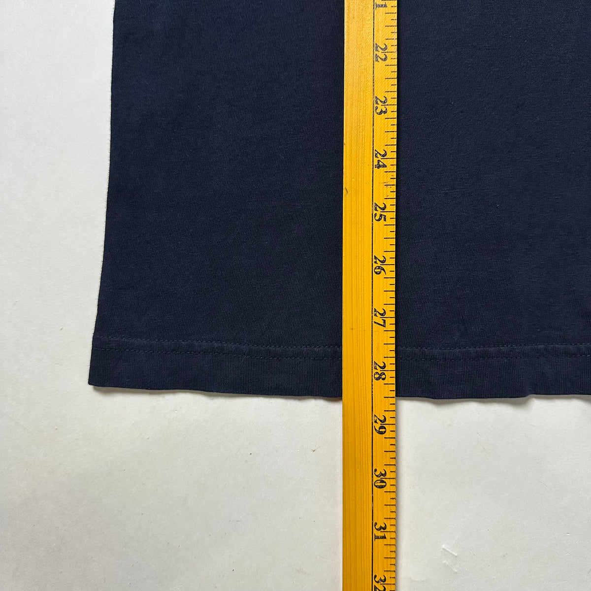 MLB New York Yankees T-Shirt in Navy Blue (Size Medium)