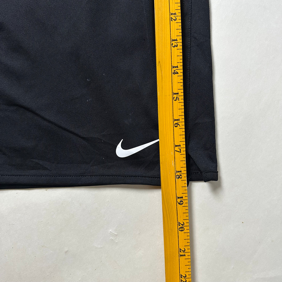 Nike Dri-Fit Shorts in Black (Size 36-42) — SOLD