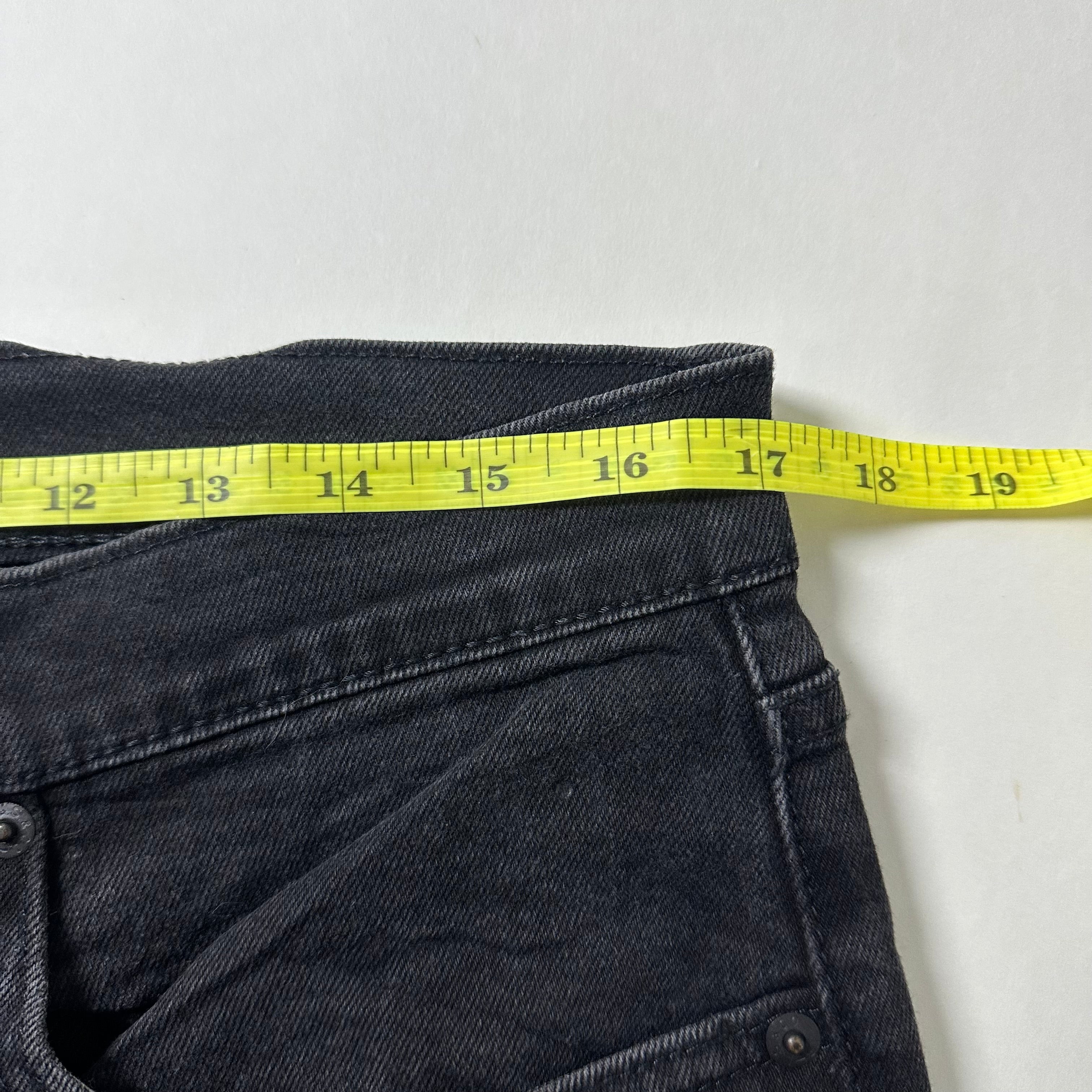 Levi’s 502 Regular Taper Jeans in Black Wash (Size 34)