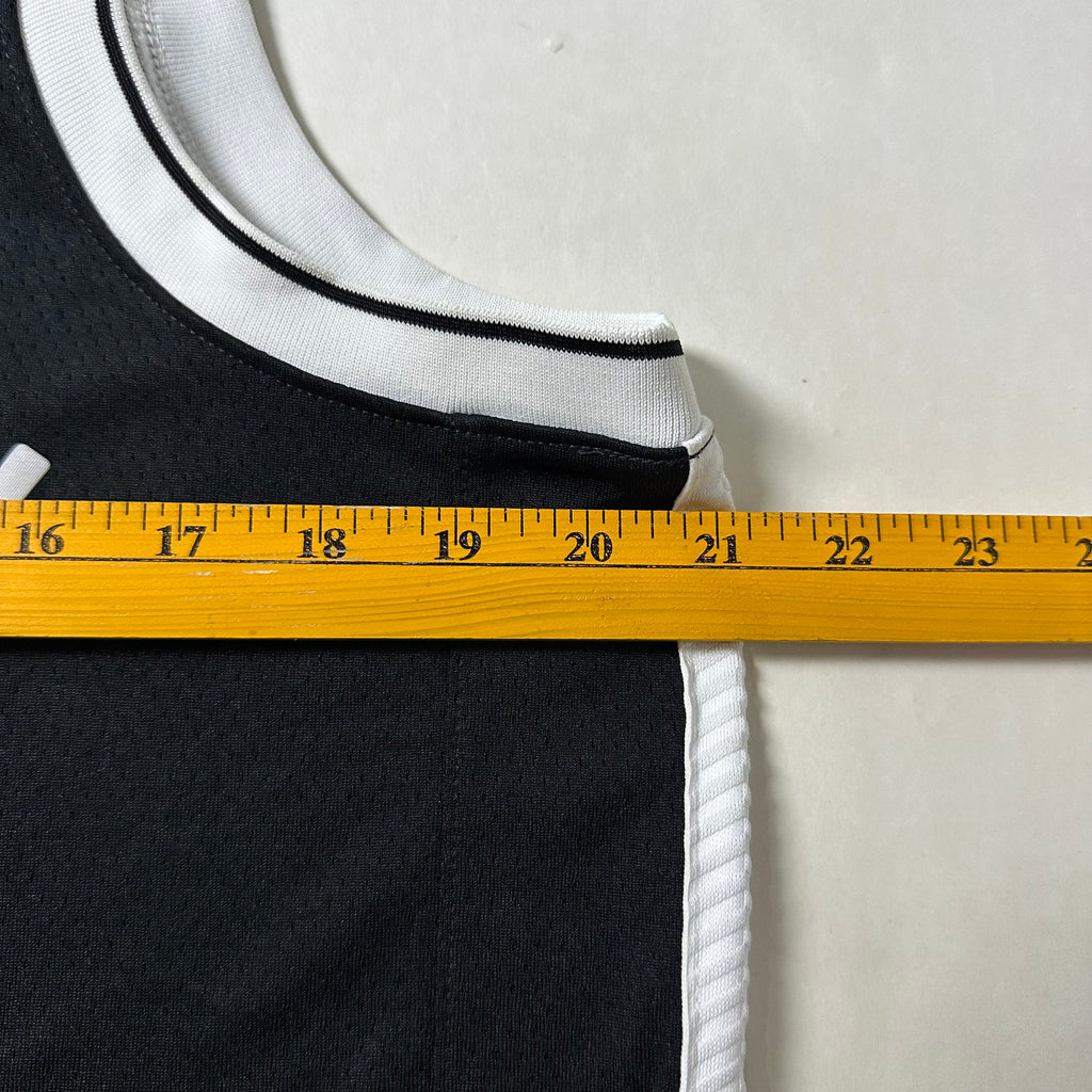 Nike “Mikal Bridges” Brooklyn Nets Jersey in Black (Size Large)