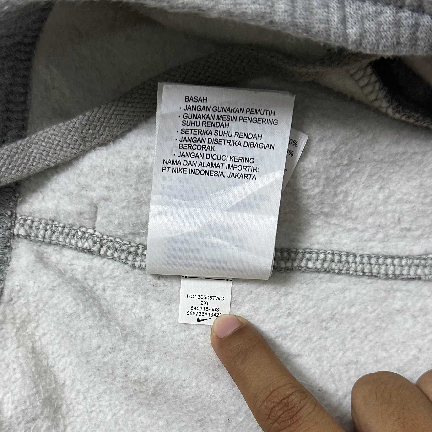 Nike Club Fleece Sweatpants Spell Out Logo in Gray Heather (Size 34-40)