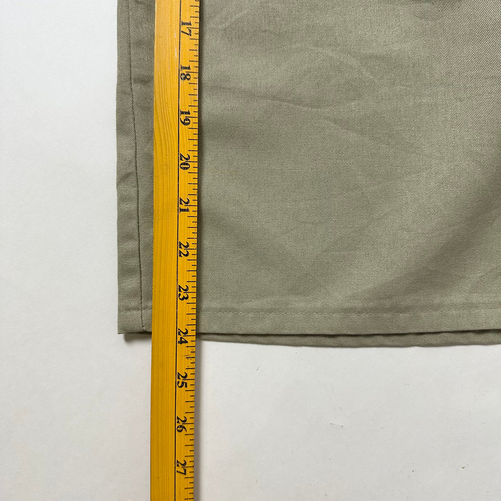 DICKIES Double Patch Shorts in Khaki (Size 36)