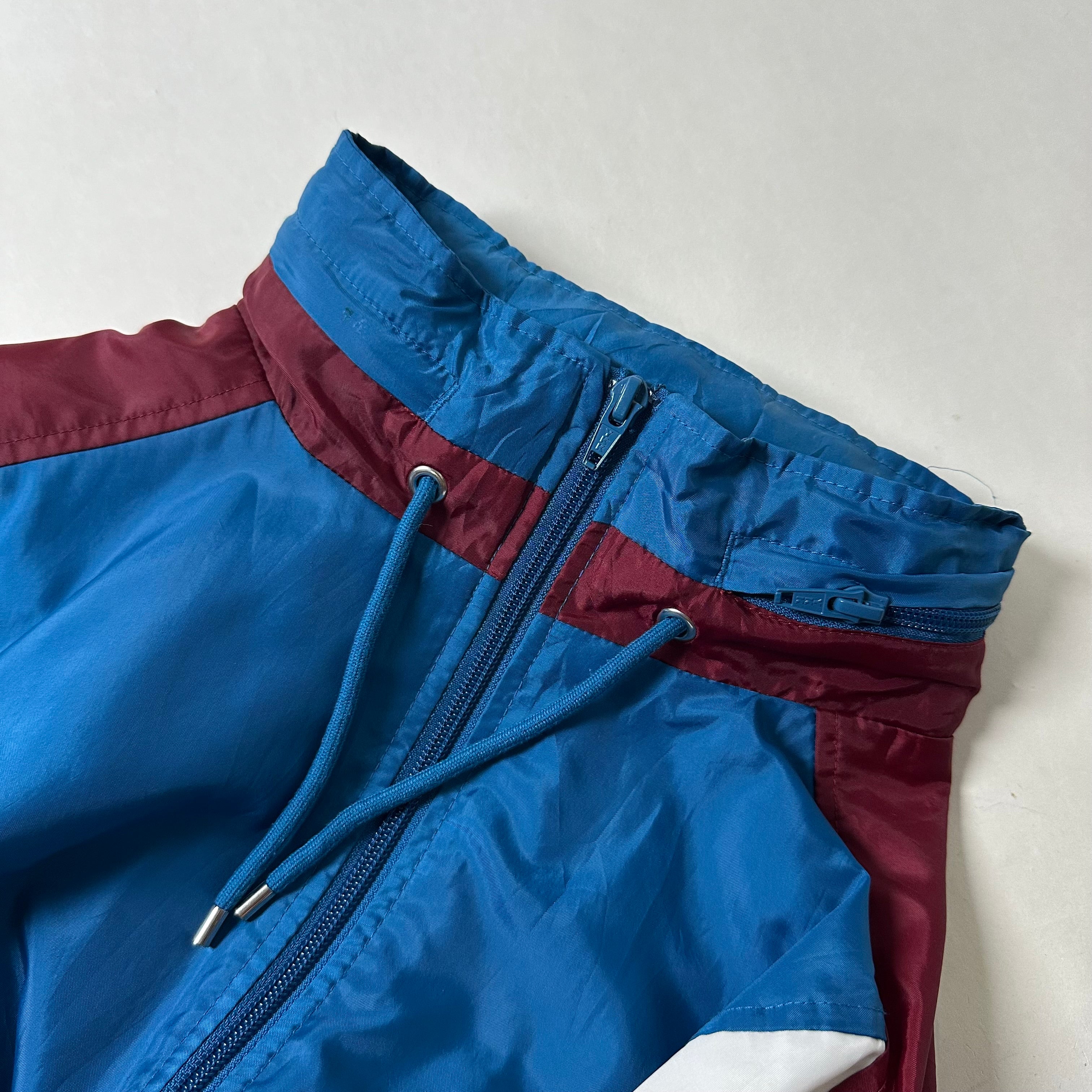 Nike Sportswear Reissue Woven Jacket in Tri-color with Packable Hood (Size 2XL)