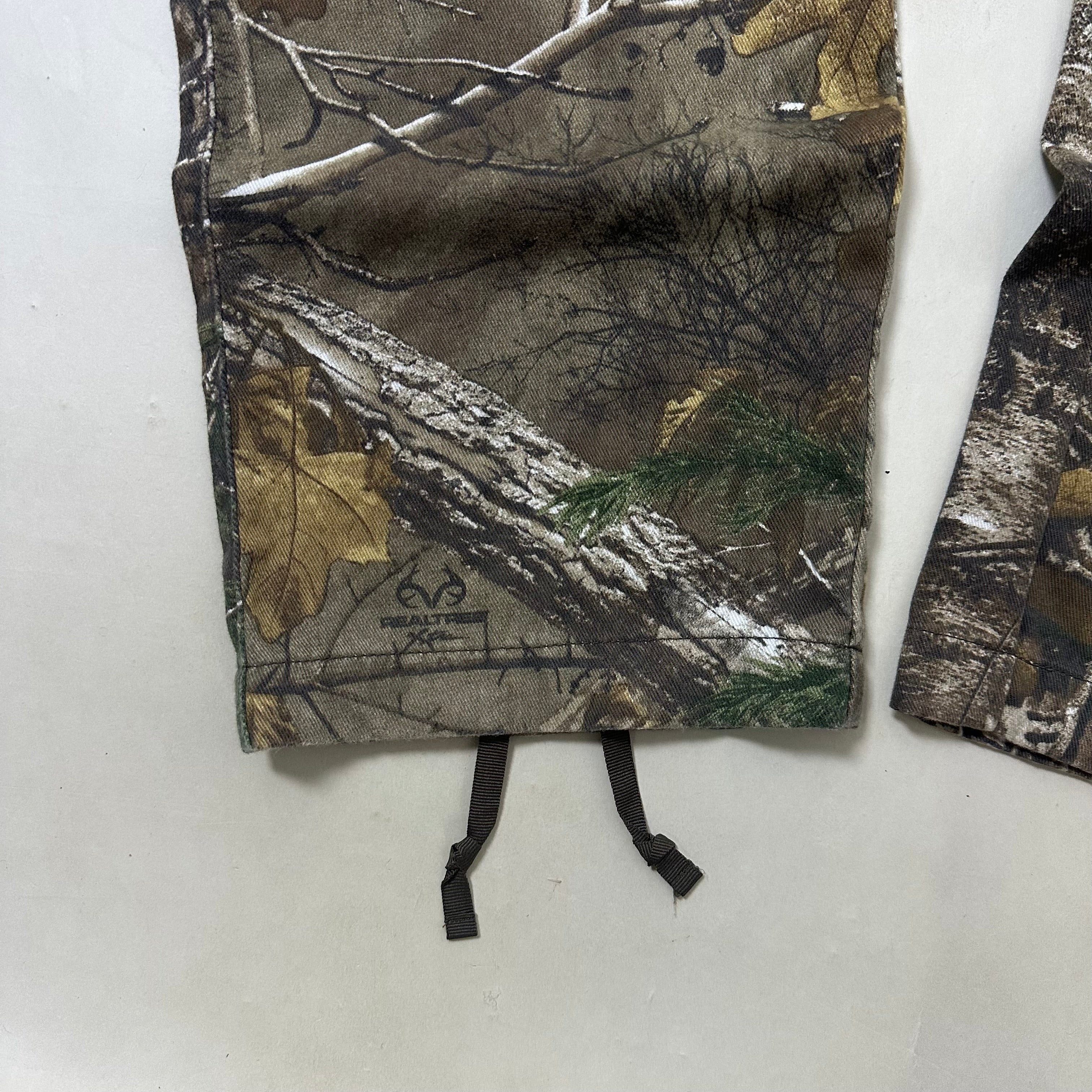 Realtree by Cabelas Camouflage Cargo Pants (Size 34-36)