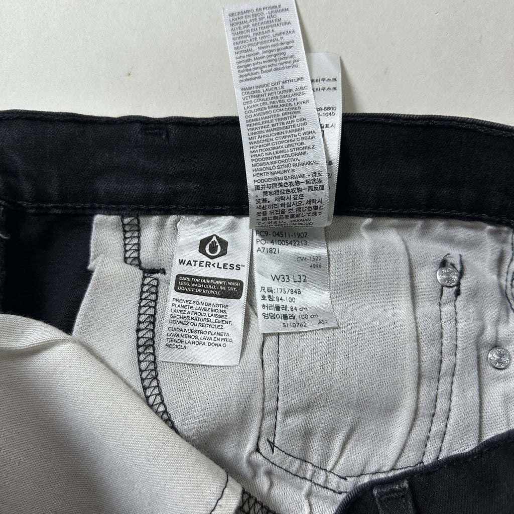 Levi’s 511 Slim Fit Jeans in Black (Size 33)