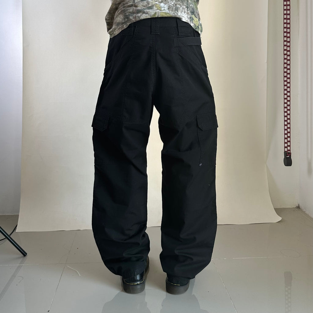 5.11 Tactical Series Cargo Pants in Black Size (28-30)