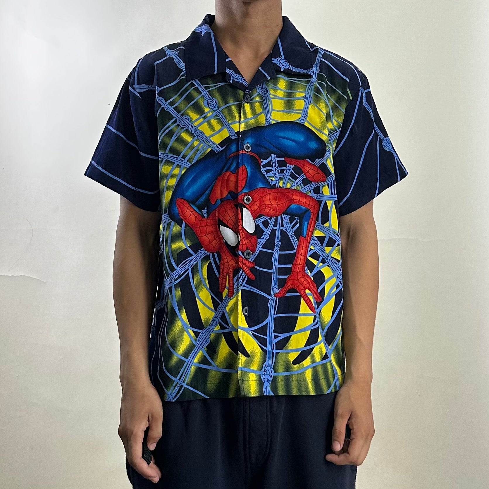 2003 Vintage Marvel Spider-Man shirt features an all-over print