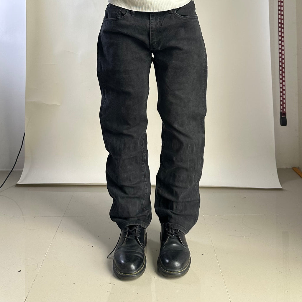 Levi’s 502 Regular Taper Jeans in Black Wash (Size 34)