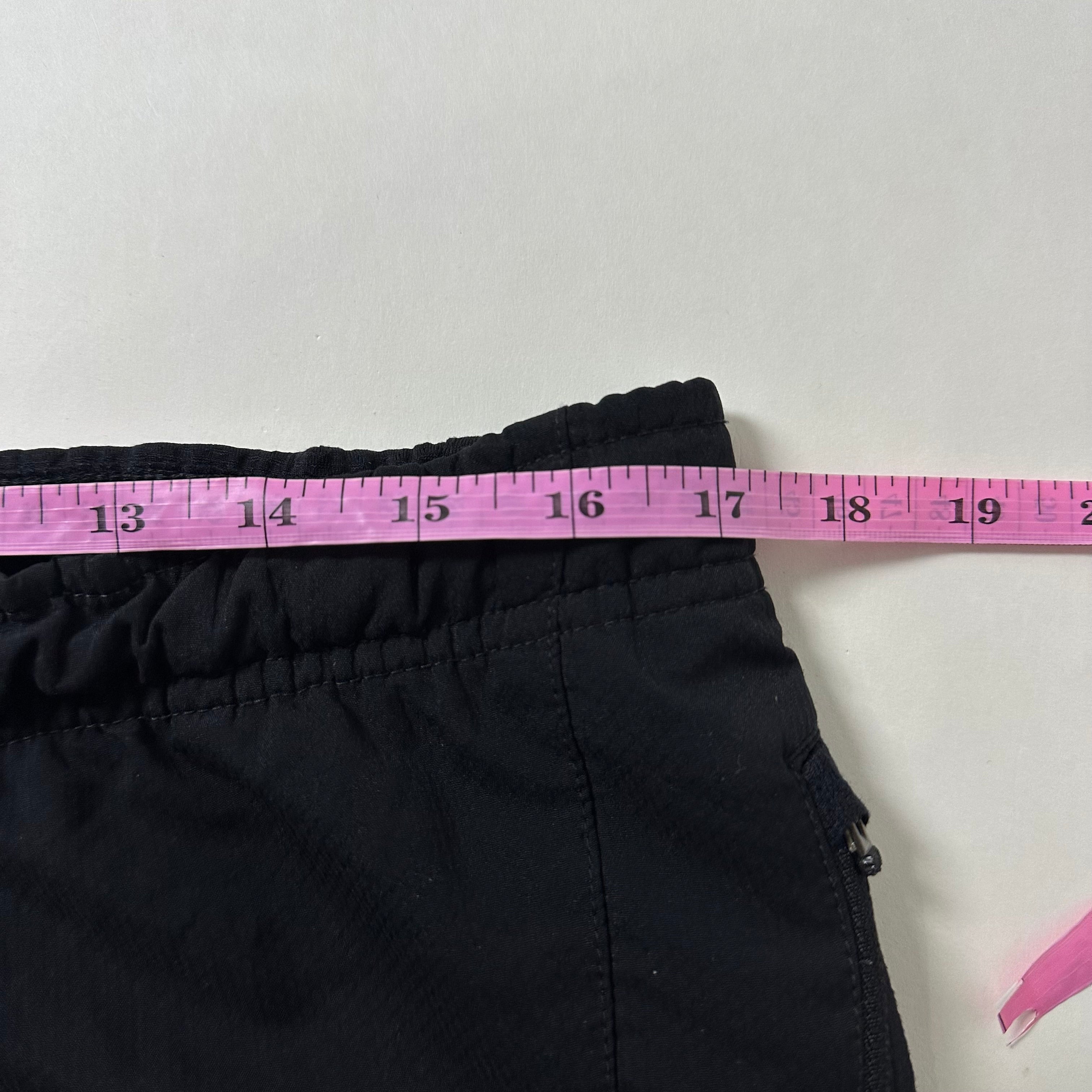 NIKE Dri-Fit Track Pants in Black Size (Size 34-40)
