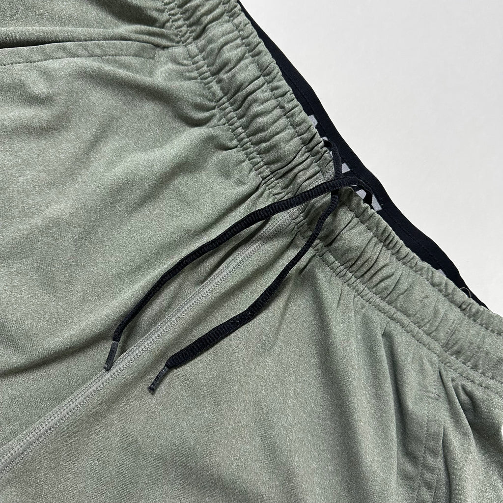 Nike Dri-FIT Men’s training shorts (Size Small 26-32) - SOLD