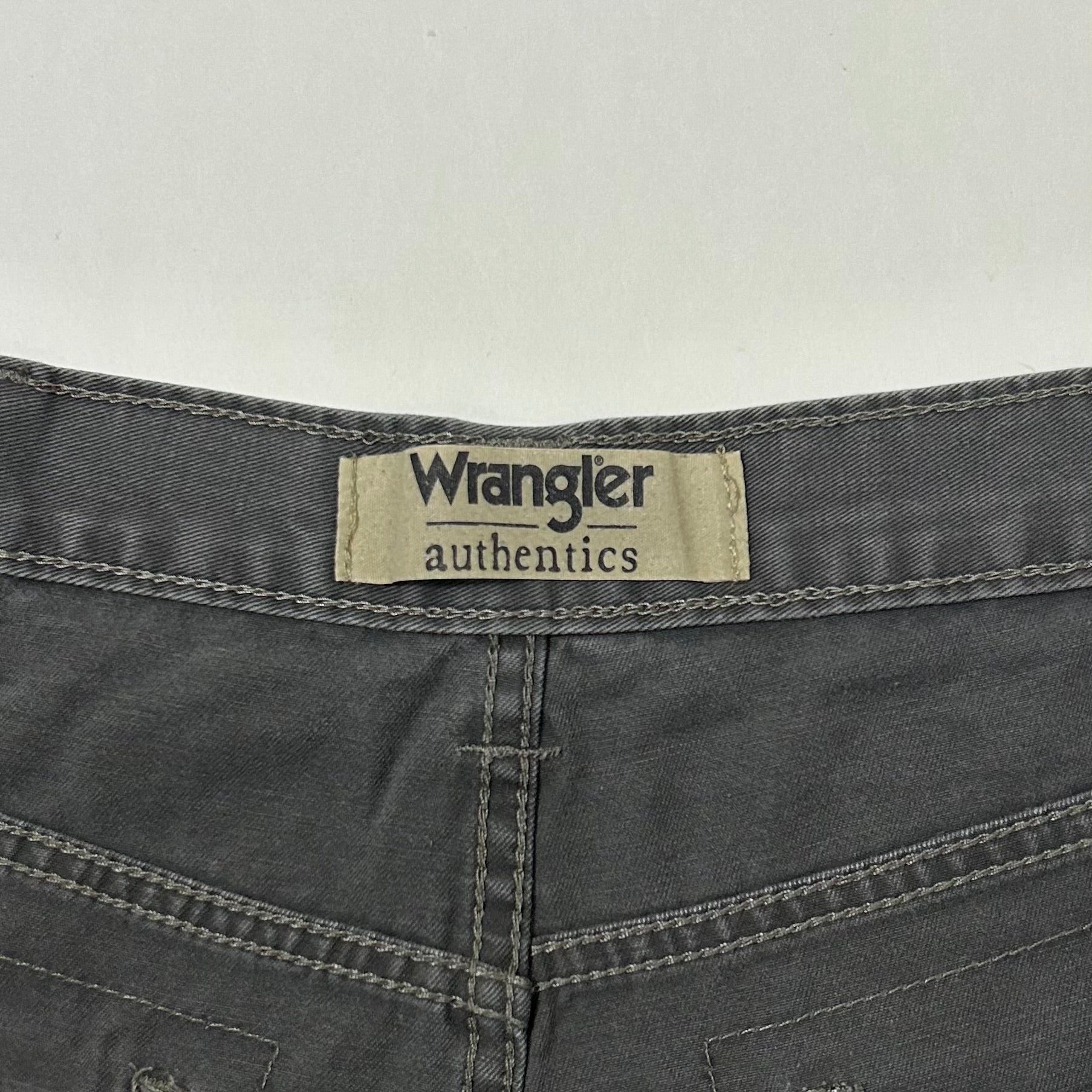 Wrangler Cargo Pants in Dark Gray (Size 38)