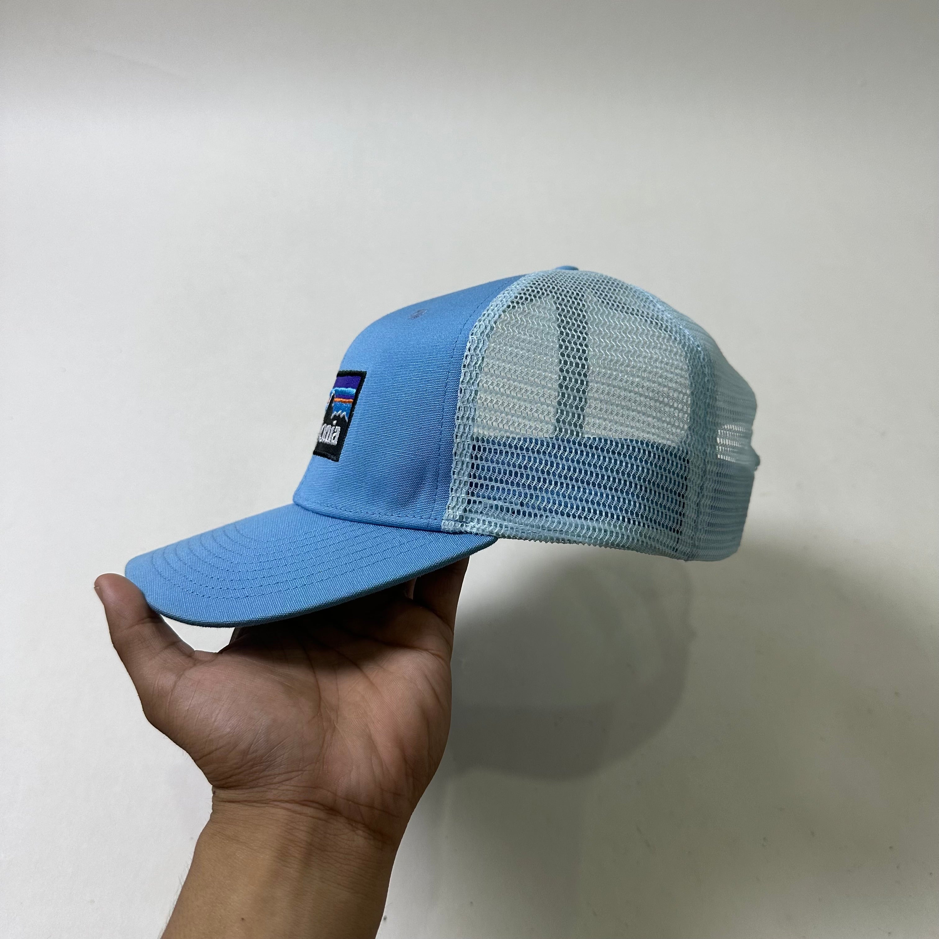 Patagonia P-6 Logo LoPro Trucker Hat in Lago Blue (One Size) — SOLD