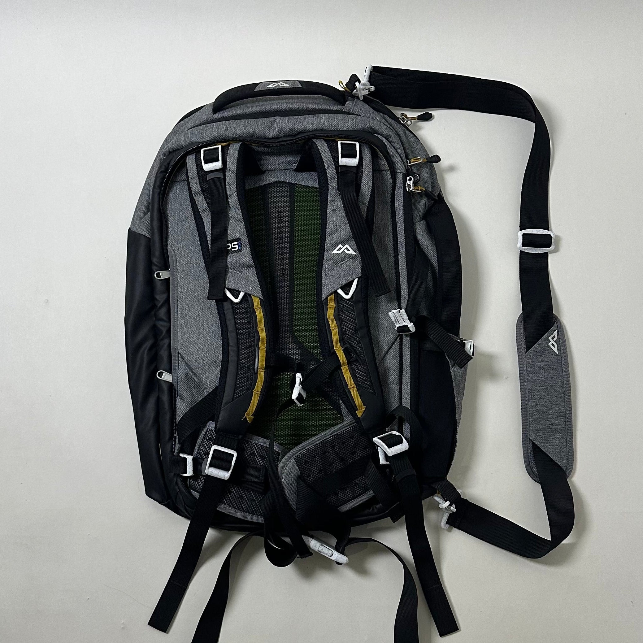Kathmandu Litehaul 38L Carry-On Cabin Sized Travel Pack Shoulder Bag Backpack Med Grey 38LTR