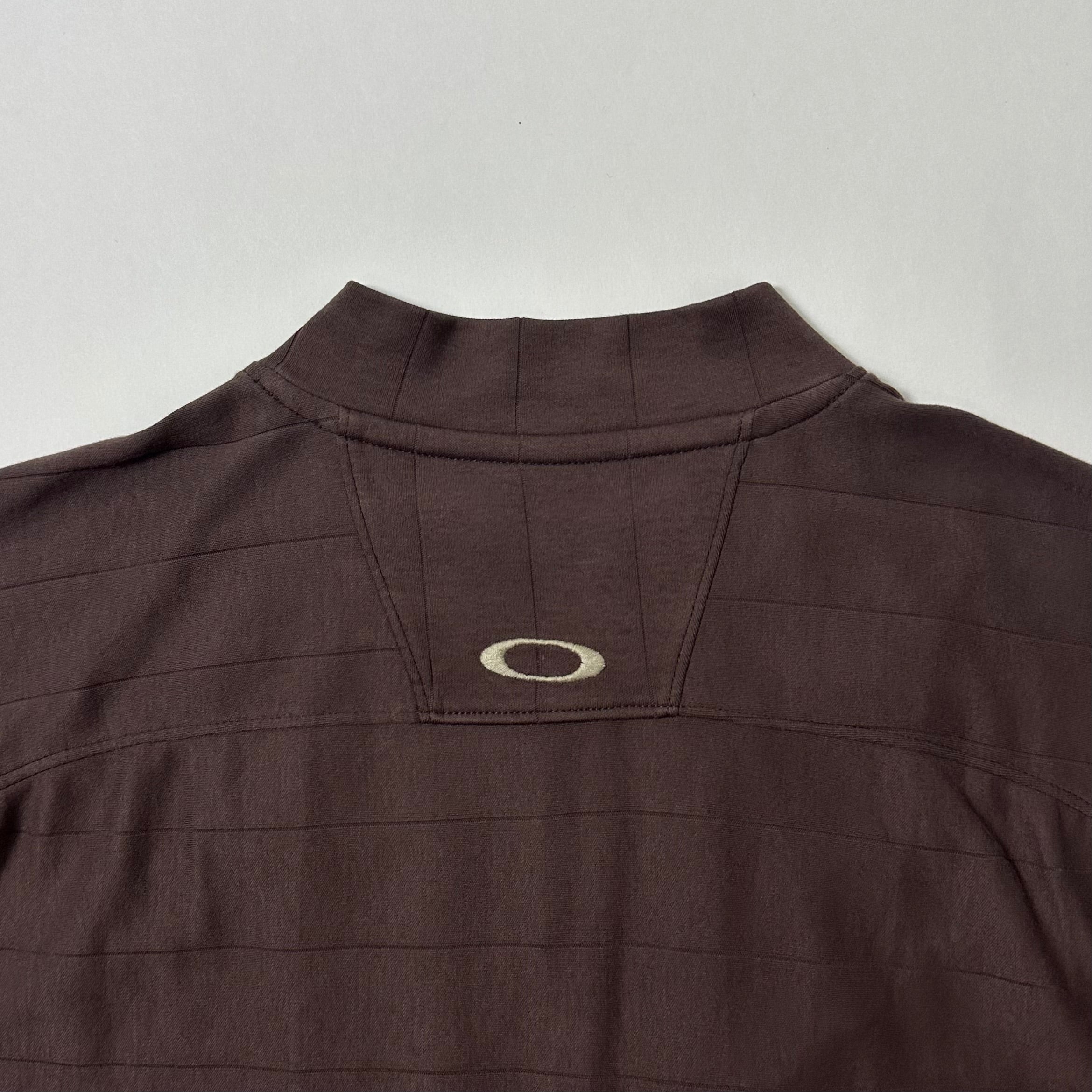 Oakley Emblem Logo Half-zip T-shirt in Choco Brown (Size Large)