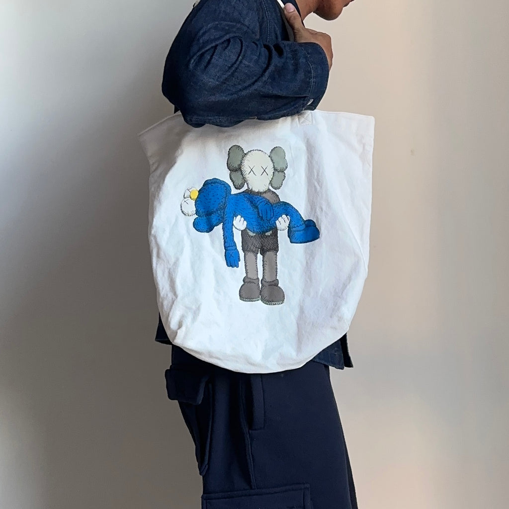 KAWS x Uniqlo Gone Tote Bag in White