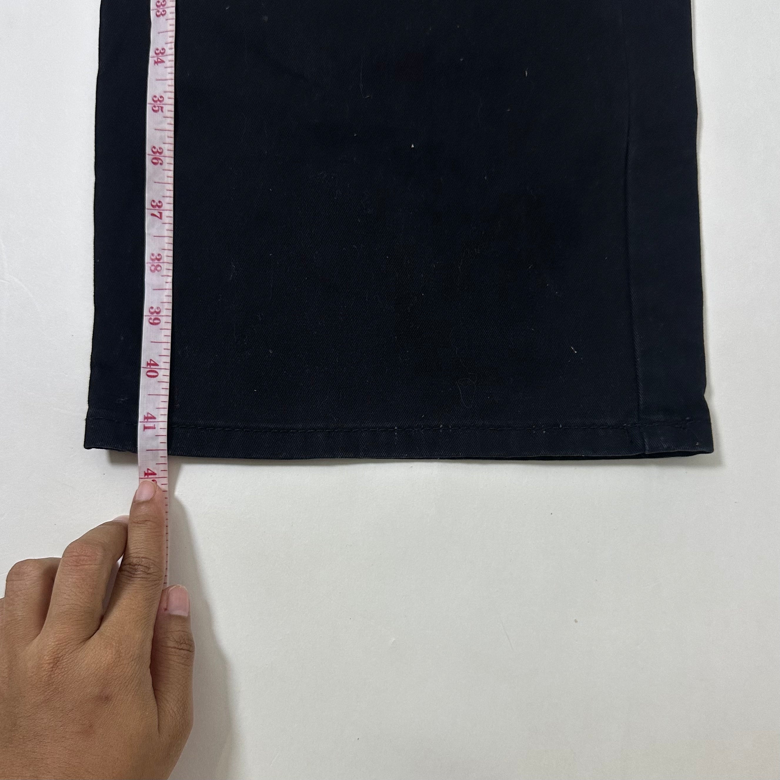 Random Baggy Cargo Pants Black (Size 32)