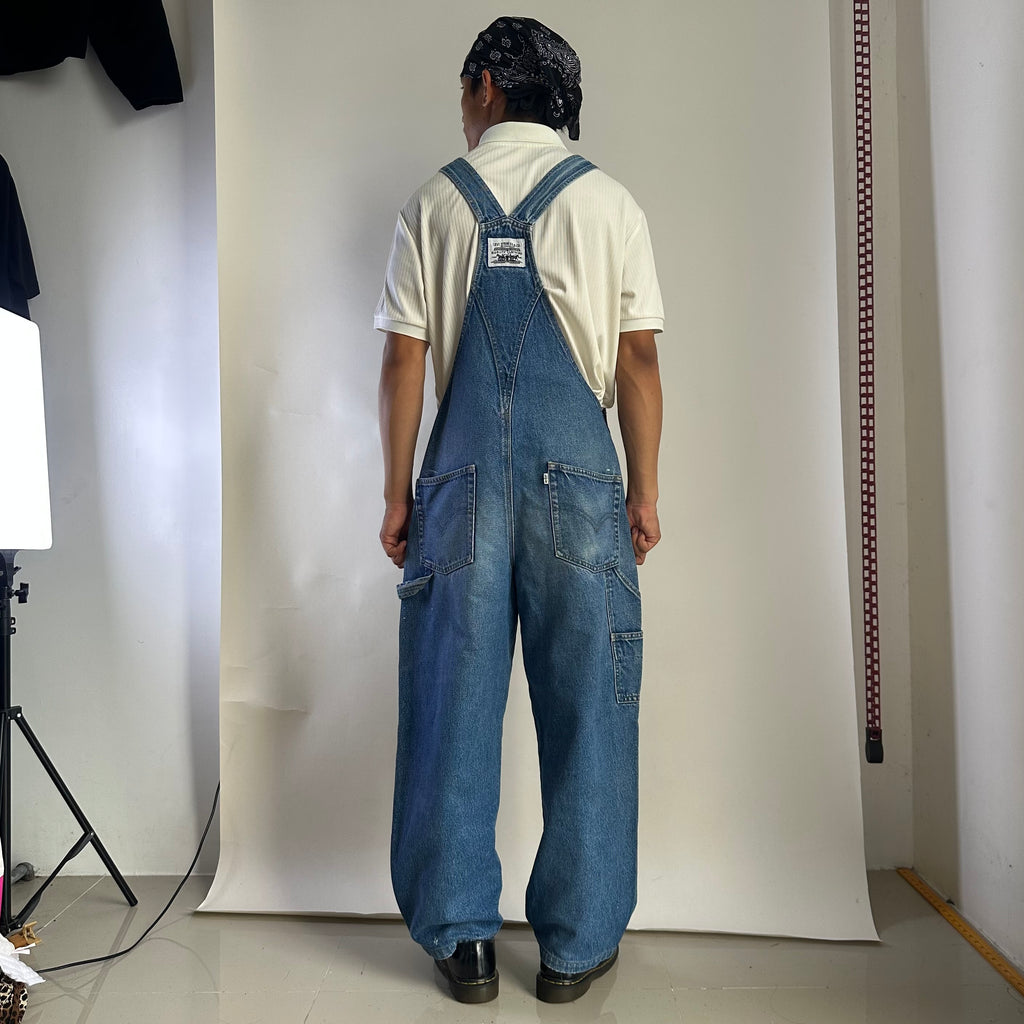 Vintage Levi’s Dungarees Bib Overalls Denim Wash (Size 32-33)