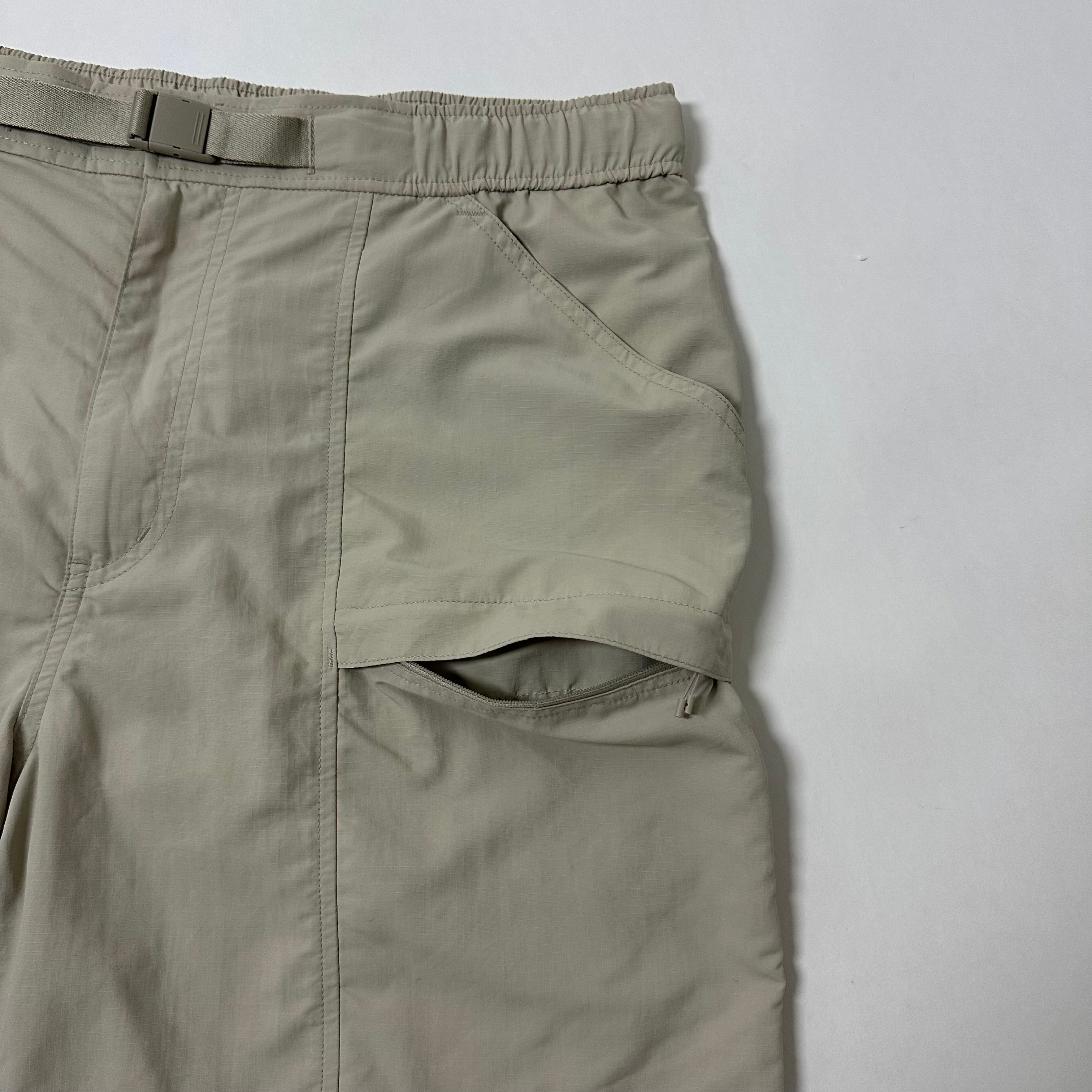 Uniqlo Geared Shorts Beige (Size 33-36)