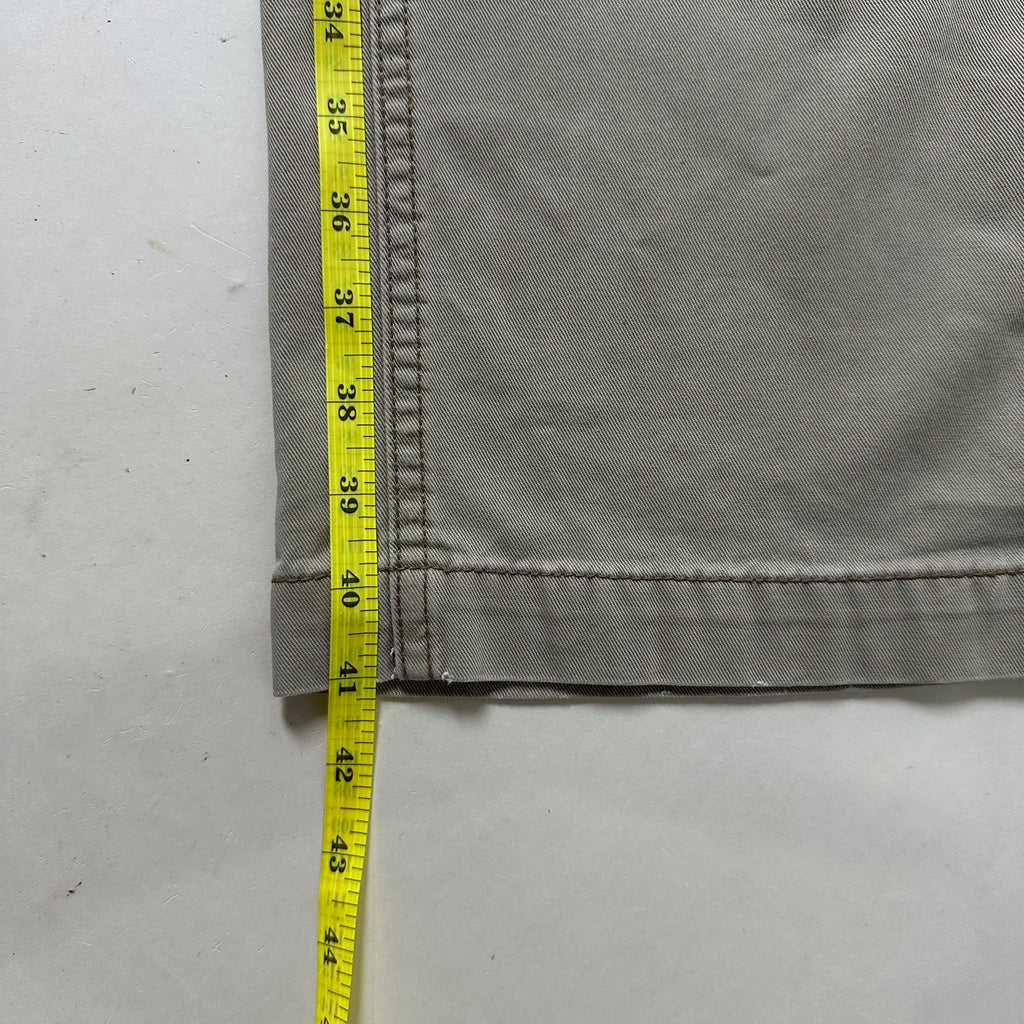 Levi’s Workwear Loose Boot Cut Pants in Khaki (Size 34)