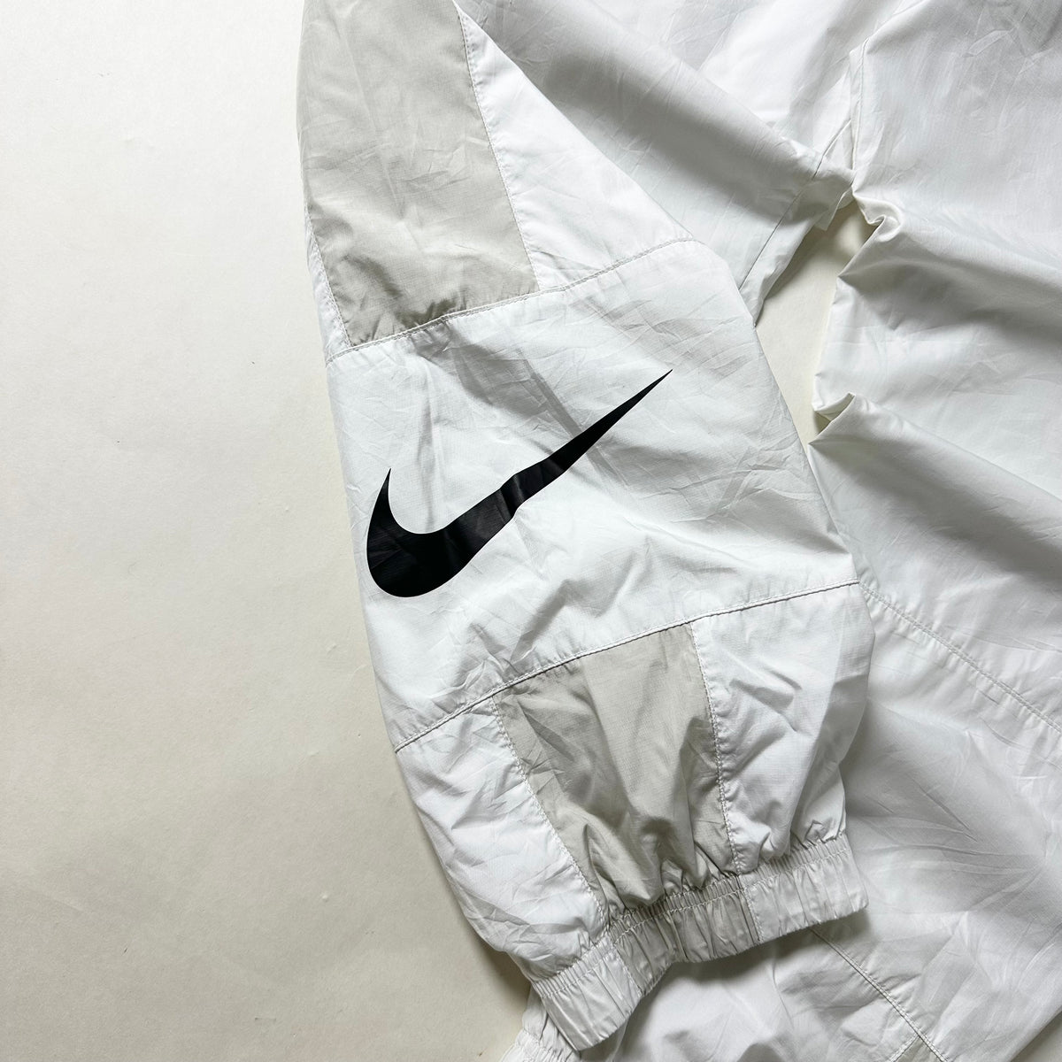 Nike Sportswear Woven Training Pants in White (Size 26-34)