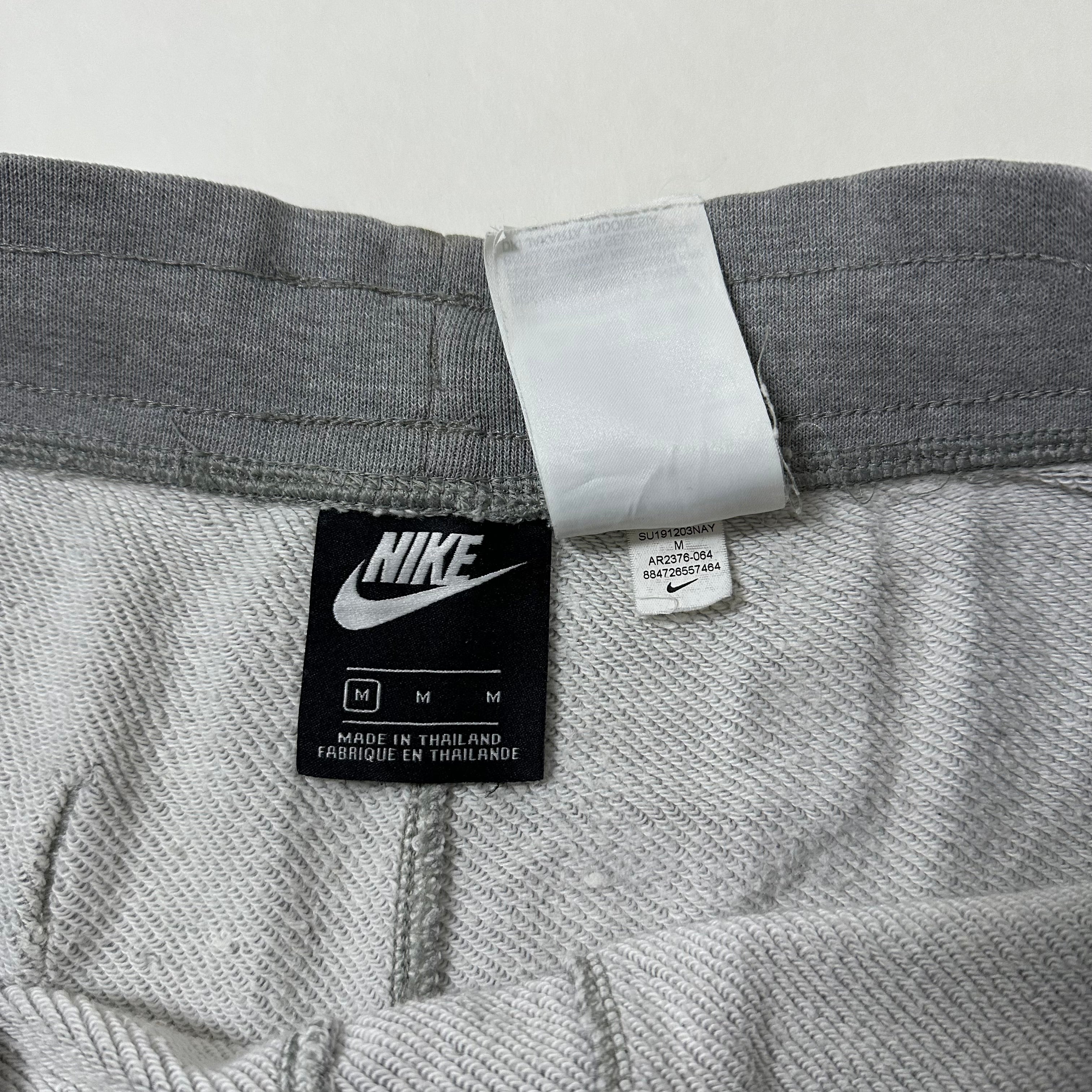 Nike Alumni Shorts Gray (Size 30-36)