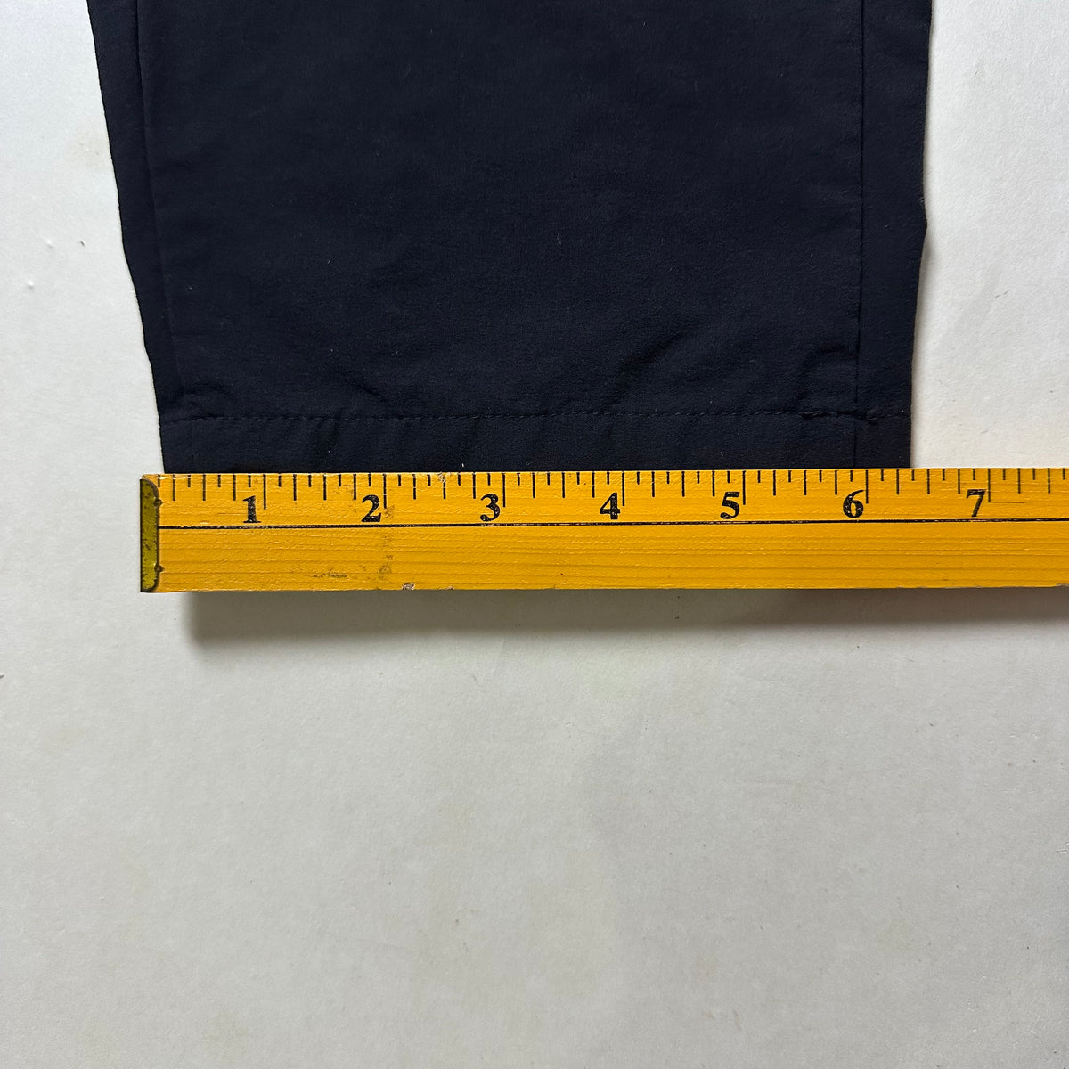Nike Lightweight Training Pants in Black (Size 28-36)