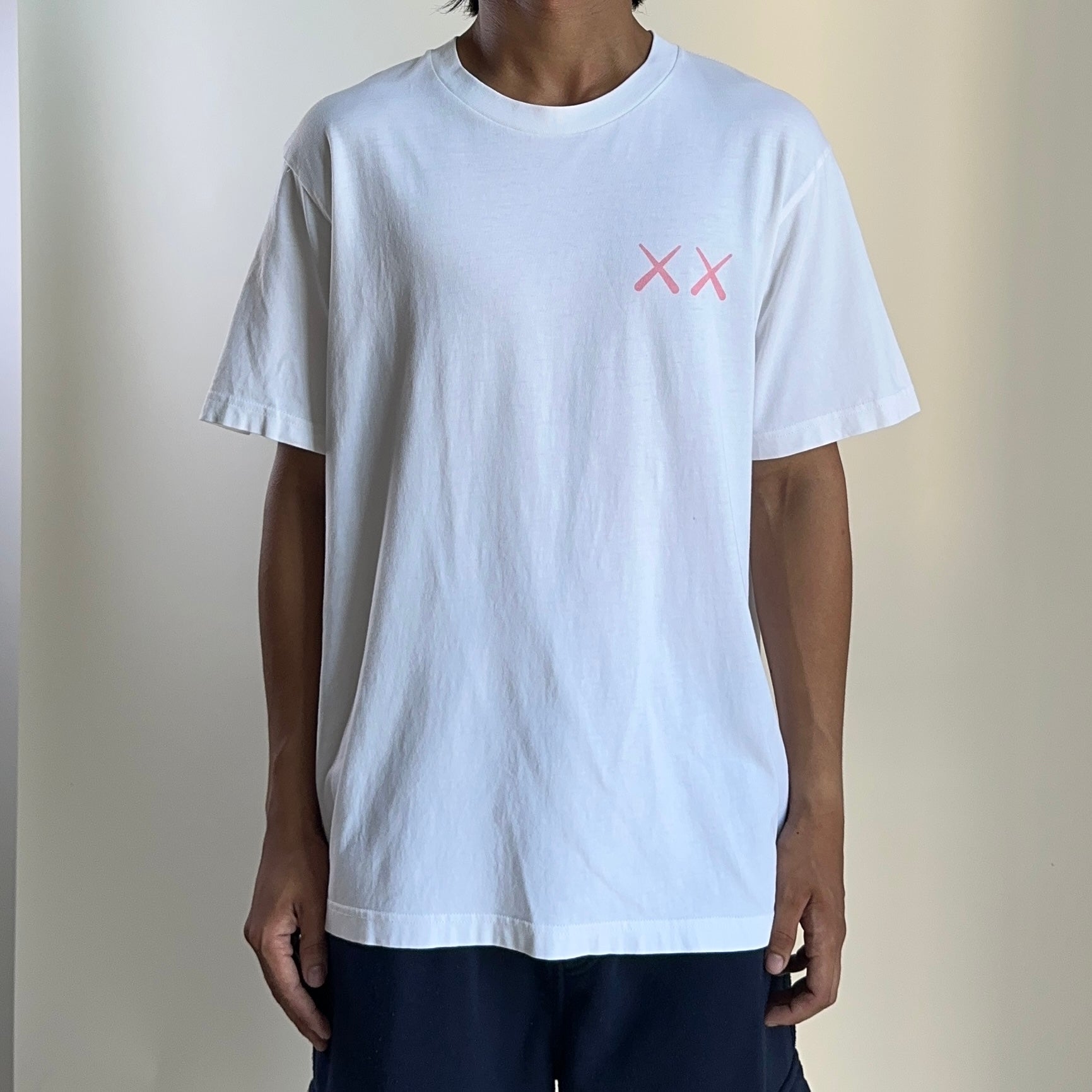Uniqlo KAWS UT Graphic T-shirt White Large