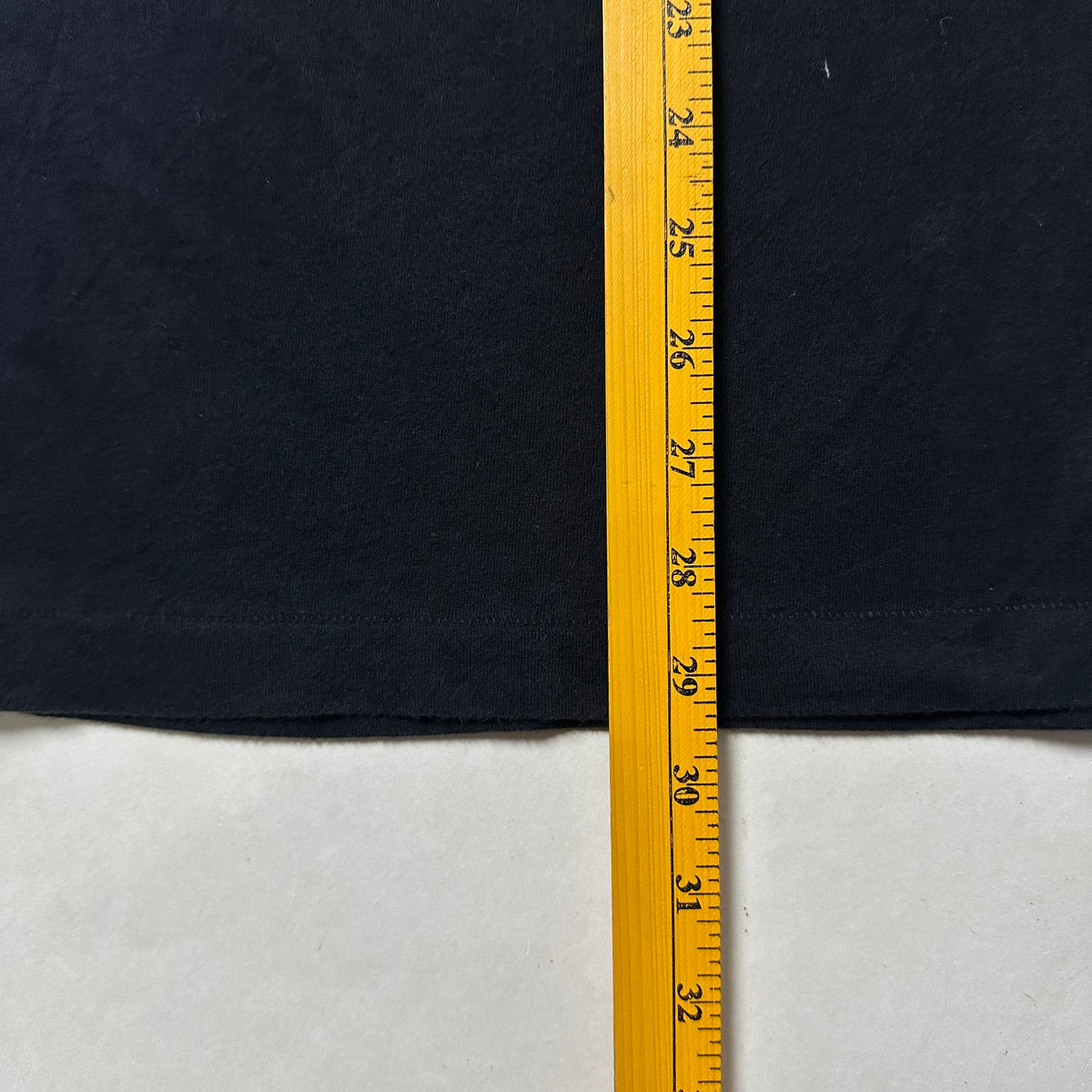 Uniqlo Kaws T-Shirt in Black (Size XL)