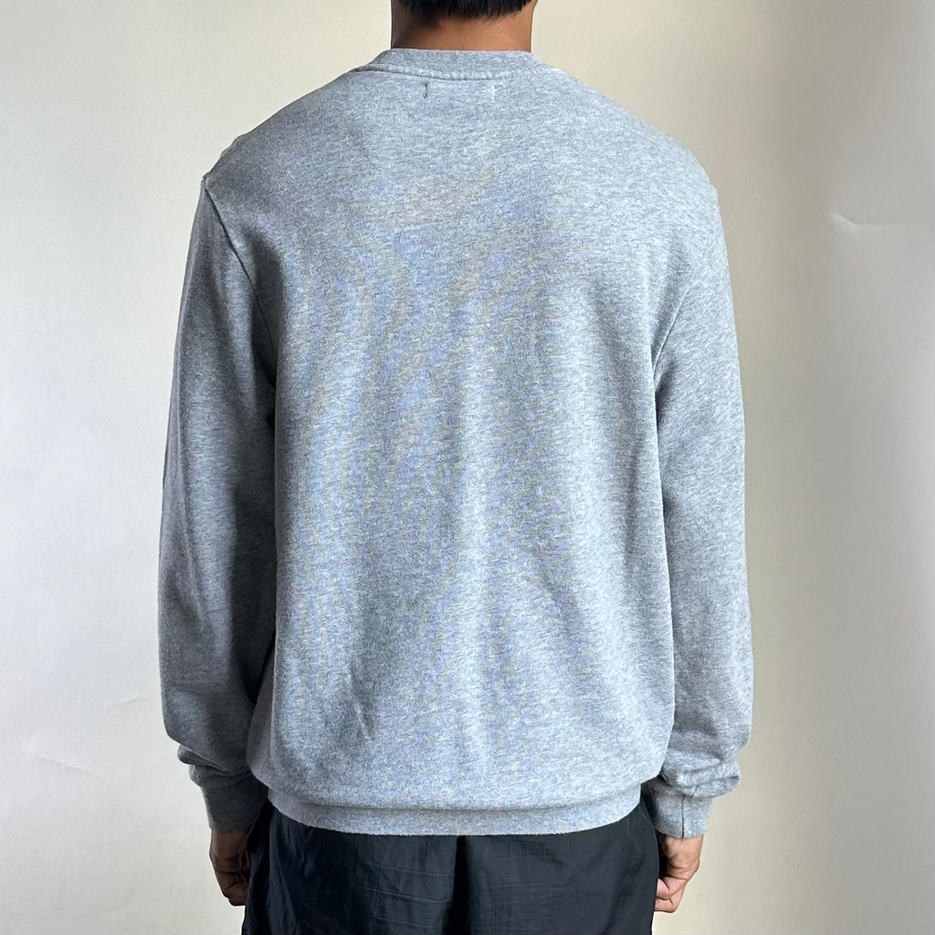 Fred Perry Crew Neck Sweatshirt in Gray Size Small ( Fits Medium )