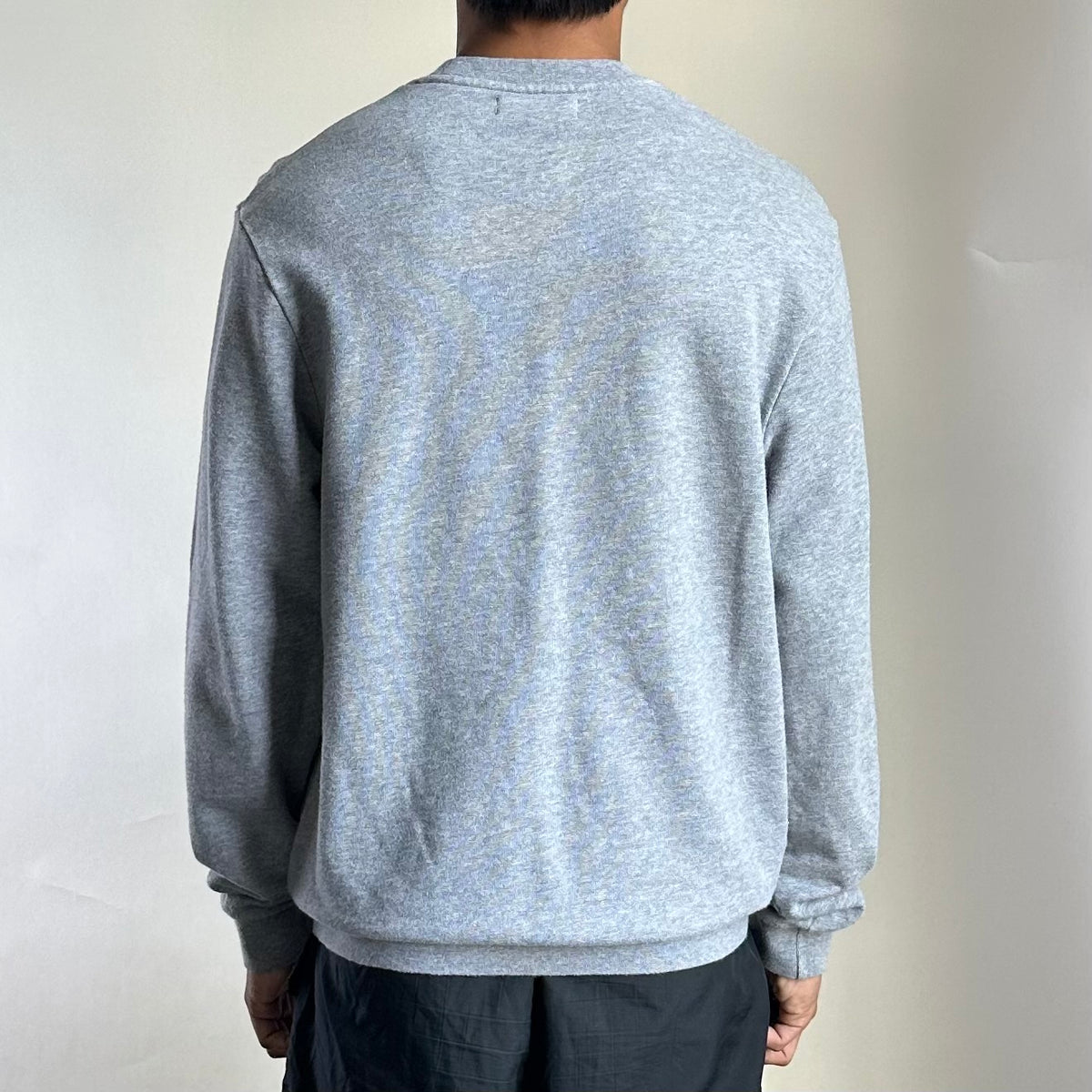 Fred Perry Crew Neck Sweatshirt in Gray Size Small ( Fits Medium )