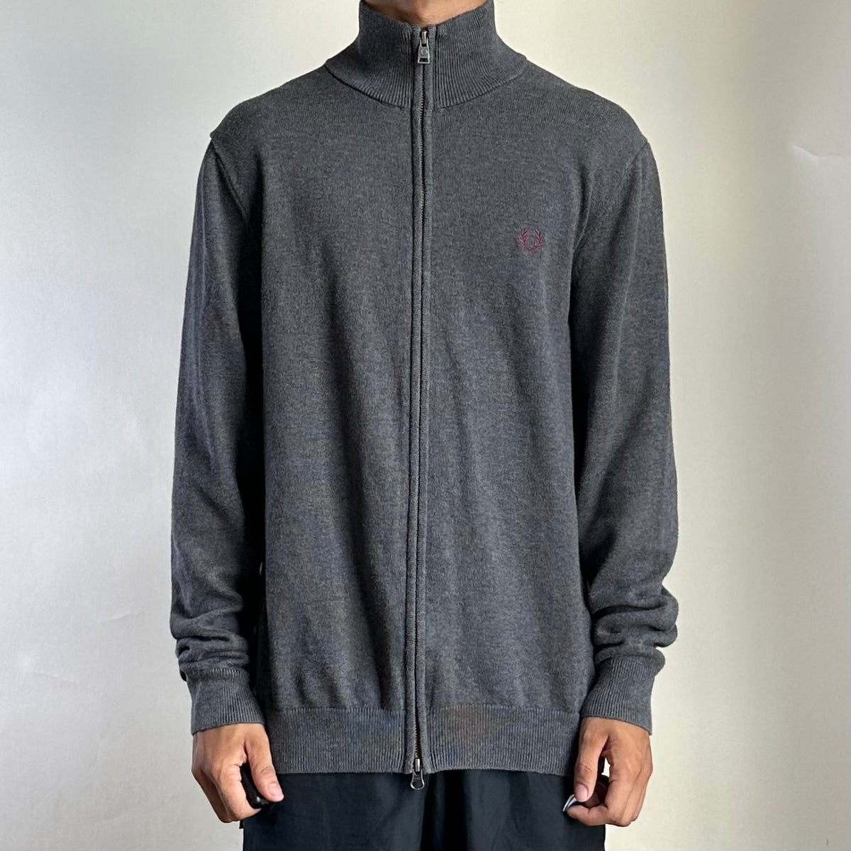 Fred Perry Classic Full-zip Through Cardigan Sweater in Dark Gray ( Size Large )